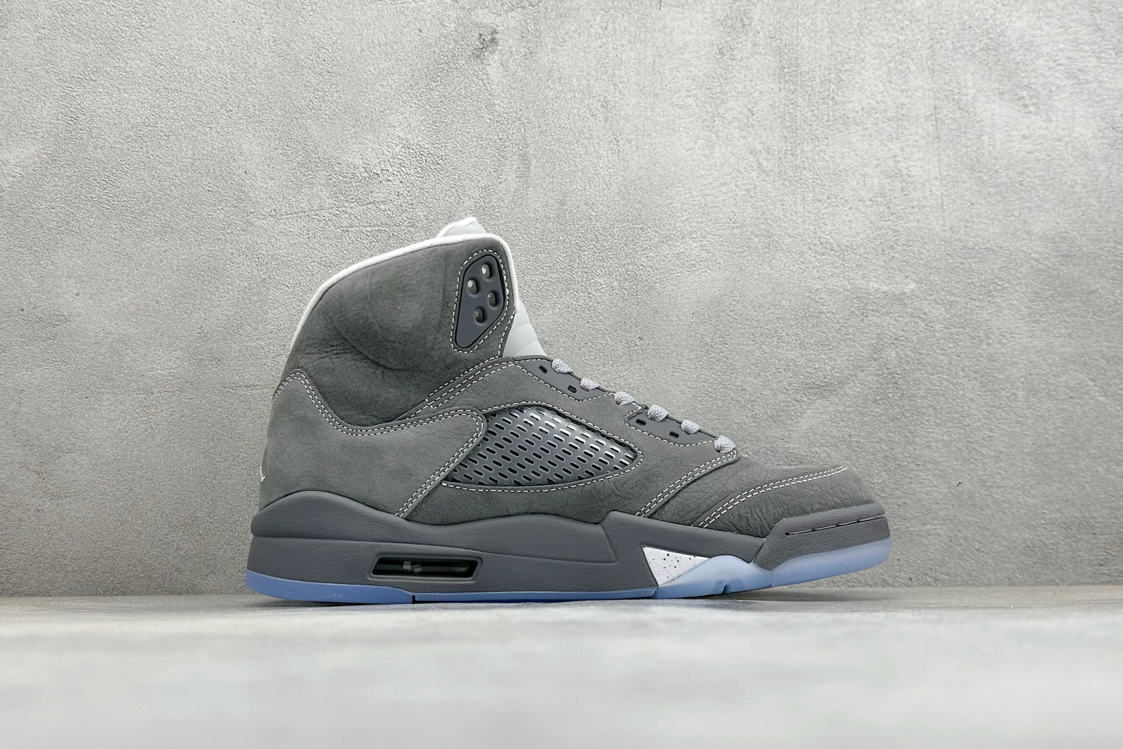 F版Air Jordan 5 Retro 中帮复古篮球鞋 DD0587-002-Top High Quatity Cheap Sneakers Fashion Clothing Clothes Bags handbags Shoes of all Brand wholesale With The best Quality And Beautiful Price from China Factory Chinese suppliers wholesaler seller F版Air Jordan 5 Retro 中帮复古篮球鞋 DD0587-002