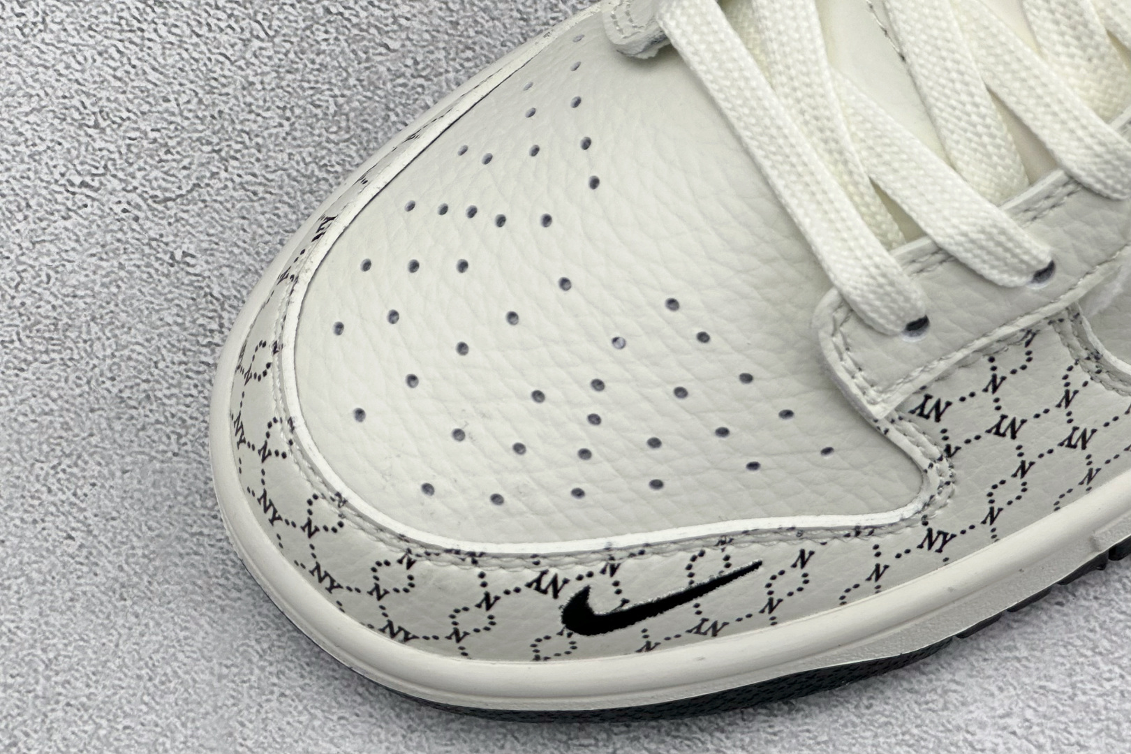 SC版Nike SB Dunk Low MLB联名 高端定制 低帮休闲滑板鞋 HS1024-002-Top High Quatity Cheap Sneakers Fashion Clothing Clothes Bags handbags Shoes of all Brand wholesale With The best Quality And Beautiful Price from China Factory Chinese suppliers wholesaler seller SC版Nike SB Dunk Low MLB联名 高端定制 低帮休闲滑板鞋 HS1024-002