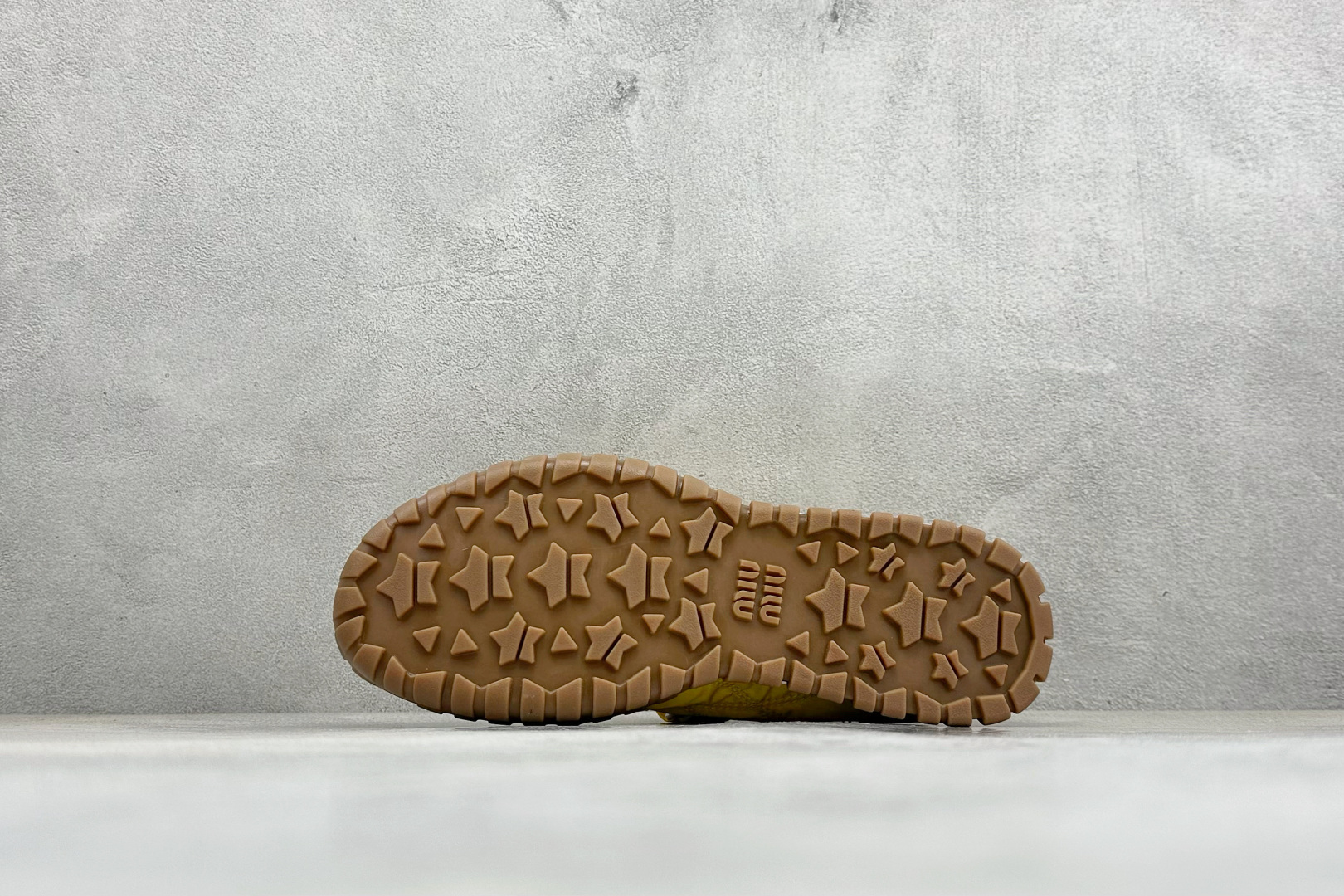 MiuMiu/缪缪 Tyre玛丽珍鞋 2026早春新品 轮胎运动底魔术贴款凉鞋-Top High Quatity Cheap Sneakers Fashion Clothing Clothes Bags handbags Shoes of all Brand wholesale With The best Quality And Beautiful Price from China Factory Chinese suppliers wholesaler seller MiuMiu/缪缪 Tyre玛丽珍鞋 2026早春新品 轮胎运动底魔术贴款凉鞋