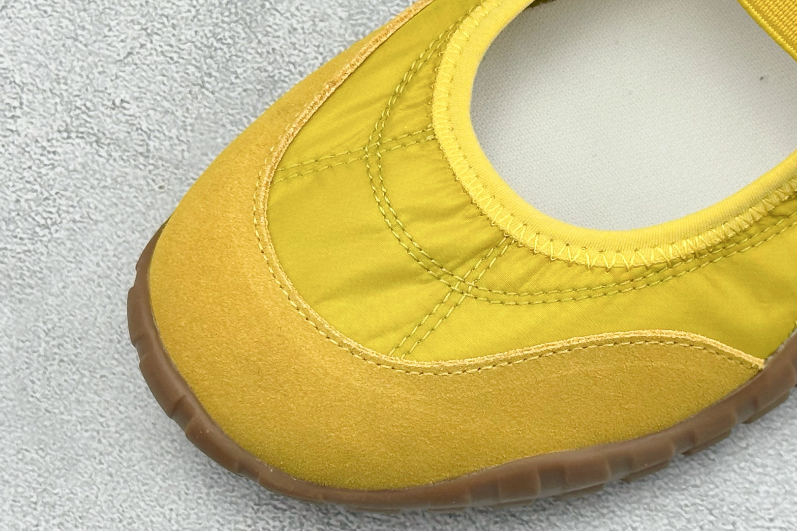 MiuMiu/缪缪 Tyre玛丽珍鞋 2026早春新品 轮胎运动底魔术贴款凉鞋-Top High Quatity Cheap Sneakers Fashion Clothing Clothes Bags handbags Shoes of all Brand wholesale With The best Quality And Beautiful Price from China Factory Chinese suppliers wholesaler seller MiuMiu/缪缪 Tyre玛丽珍鞋 2026早春新品 轮胎运动底魔术贴款凉鞋