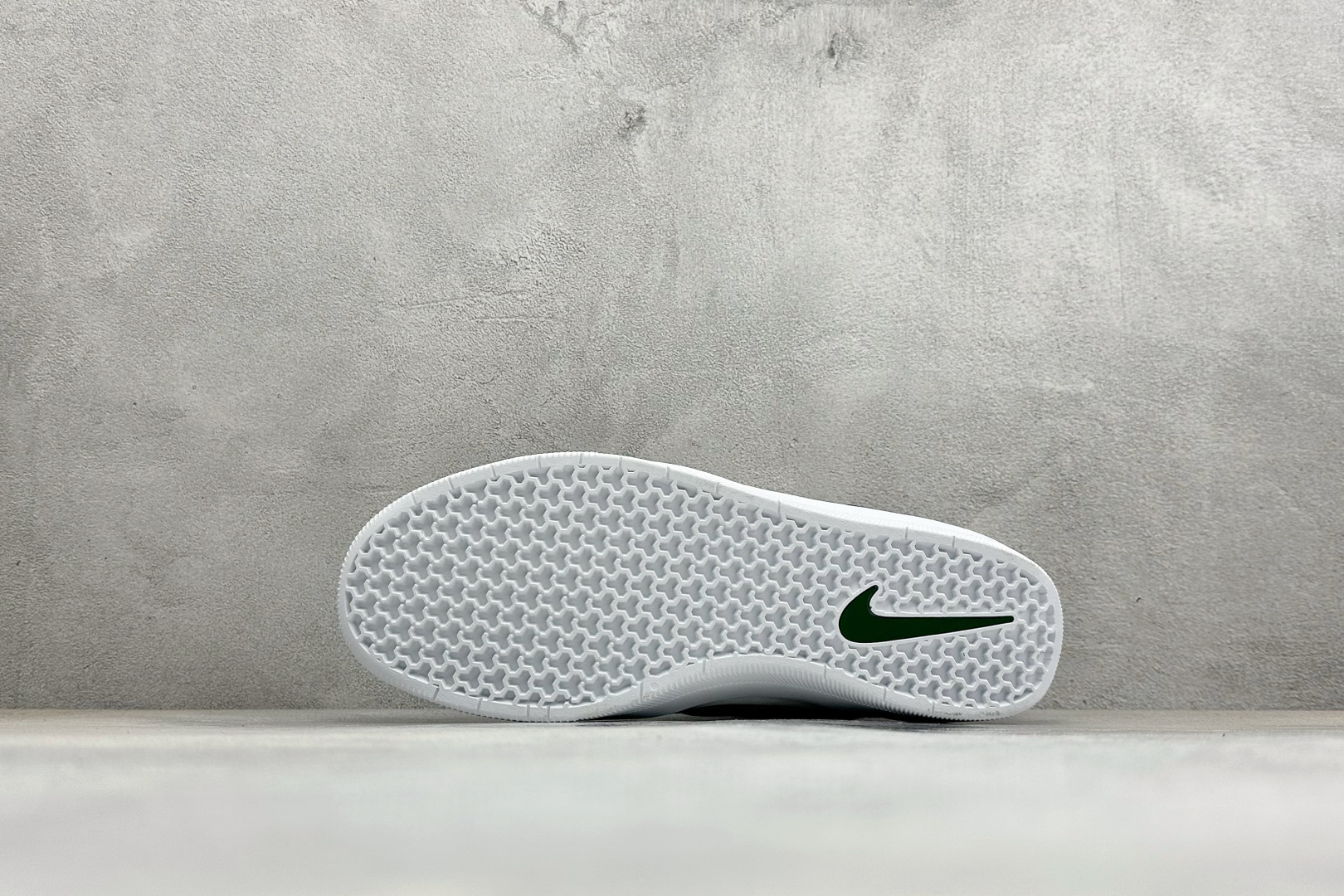 Nike SB Force 58 耐克 低帮休闲板鞋 DV5477-105-Top High Quatity Cheap Sneakers Fashion Clothing Clothes Bags handbags Shoes of all Brand wholesale With The best Quality And Beautiful Price from China Factory Chinese suppliers wholesaler seller Nike SB Force 58 耐克 低帮休闲板鞋 DV5477-105
