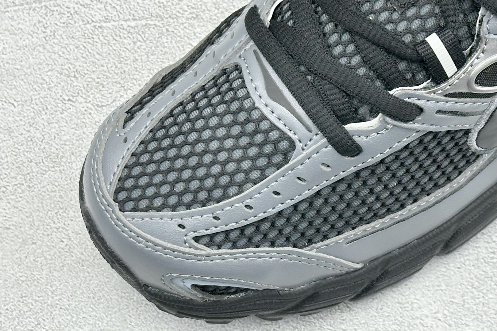 Nike Air Max Moto 2K 耐克新款复古气垫跑步鞋 IQ7592-010-Top High Quatity Cheap Sneakers Fashion Clothing Clothes Bags handbags Shoes of all Brand wholesale With The best Quality And Beautiful Price from China Factory Chinese suppliers wholesaler seller Nike Air Max Moto 2K 耐克新款复古气垫跑步鞋 IQ7592-010