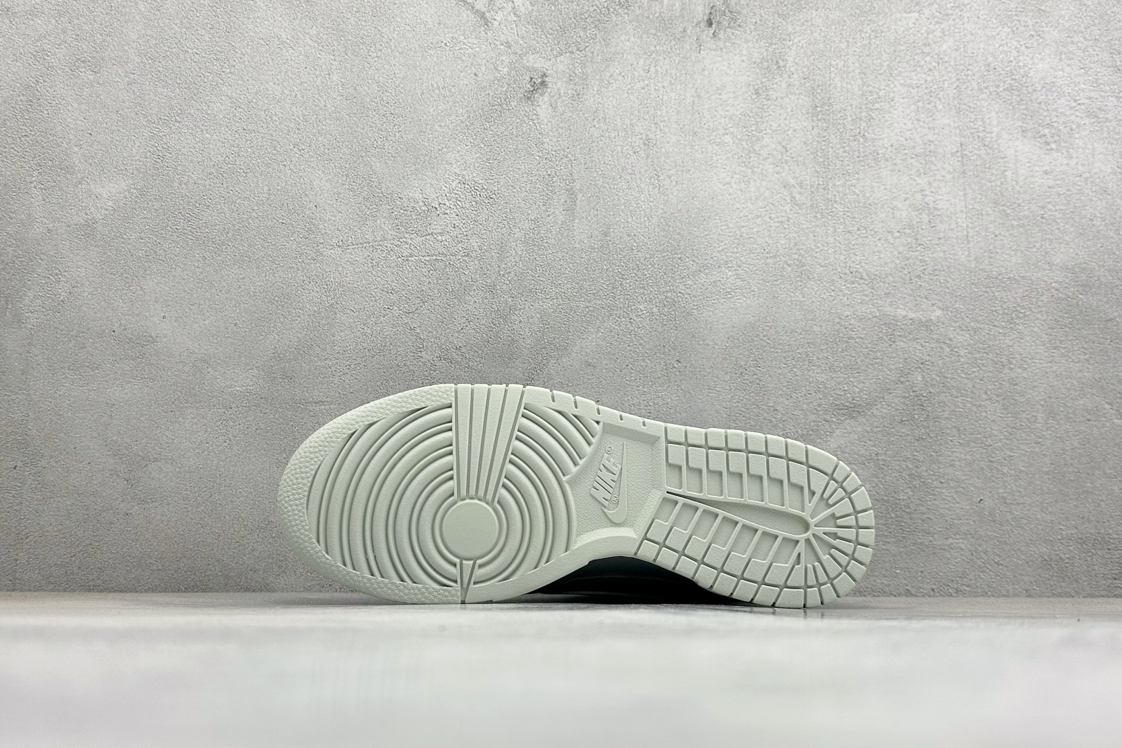 史诗级Nike SB Dunk Low 灰白色 低帮休闲板鞋 IH1940-001-Top High Quatity Cheap Sneakers Fashion Clothing Clothes Bags handbags Shoes of all Brand wholesale With The best Quality And Beautiful Price from China Factory Chinese suppliers wholesaler seller 史诗级Nike SB Dunk Low 灰白色 低帮休闲板鞋 IH1940-001