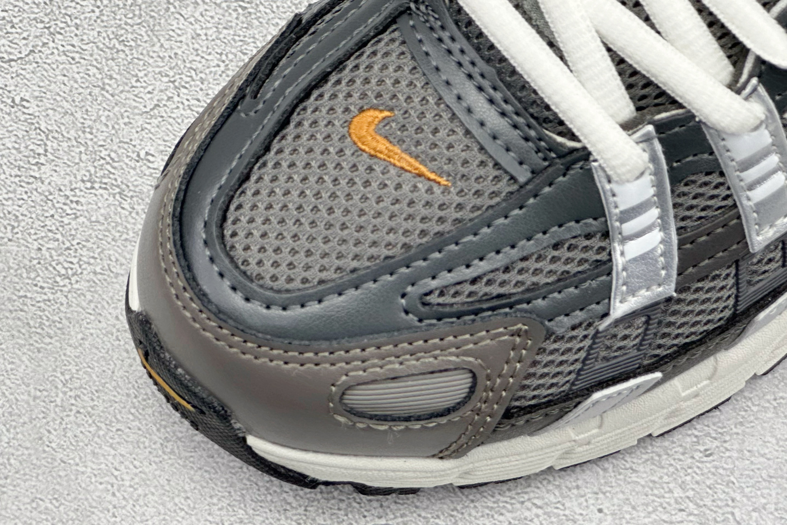 Nike P-6000 SE 复古休闲运动老爹鞋 CD5404-204-Top High Quatity Cheap Sneakers Fashion Clothing Clothes Bags handbags Shoes of all Brand wholesale With The best Quality And Beautiful Price from China Factory Chinese suppliers wholesaler seller Nike P-6000 SE 复古休闲运动老爹鞋 CD5404-204