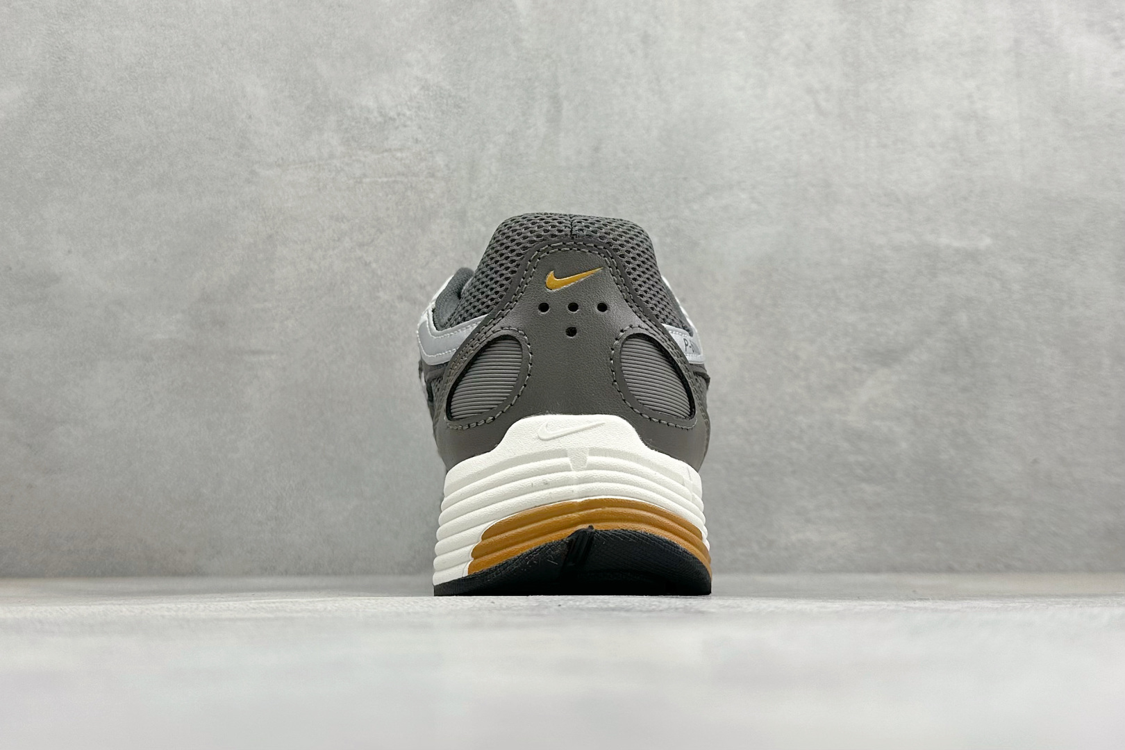 Nike P-6000 SE 复古休闲运动老爹鞋 CD5404-204-Top High Quatity Cheap Sneakers Fashion Clothing Clothes Bags handbags Shoes of all Brand wholesale With The best Quality And Beautiful Price from China Factory Chinese suppliers wholesaler seller Nike P-6000 SE 复古休闲运动老爹鞋 CD5404-204