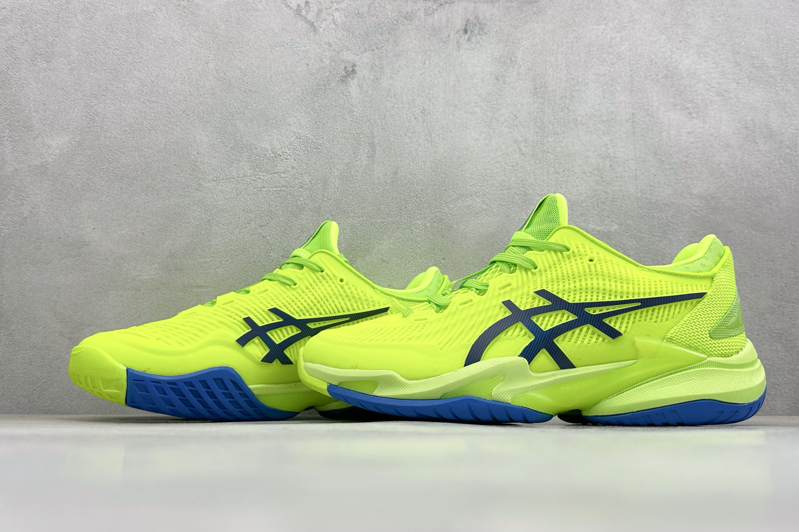SD版Asics Court FF 3 NOVAK 亚瑟士运动休闲透气专业网球鞋 1041A220-300-Top High Quatity Cheap Sneakers Fashion Clothing Clothes Bags handbags Shoes of all Brand wholesale With The best Quality And Beautiful Price from China Factory Chinese suppliers wholesaler seller SD版Asics Court FF 3 NOVAK 亚瑟士运动休闲透气专业网球鞋 1041A220-300