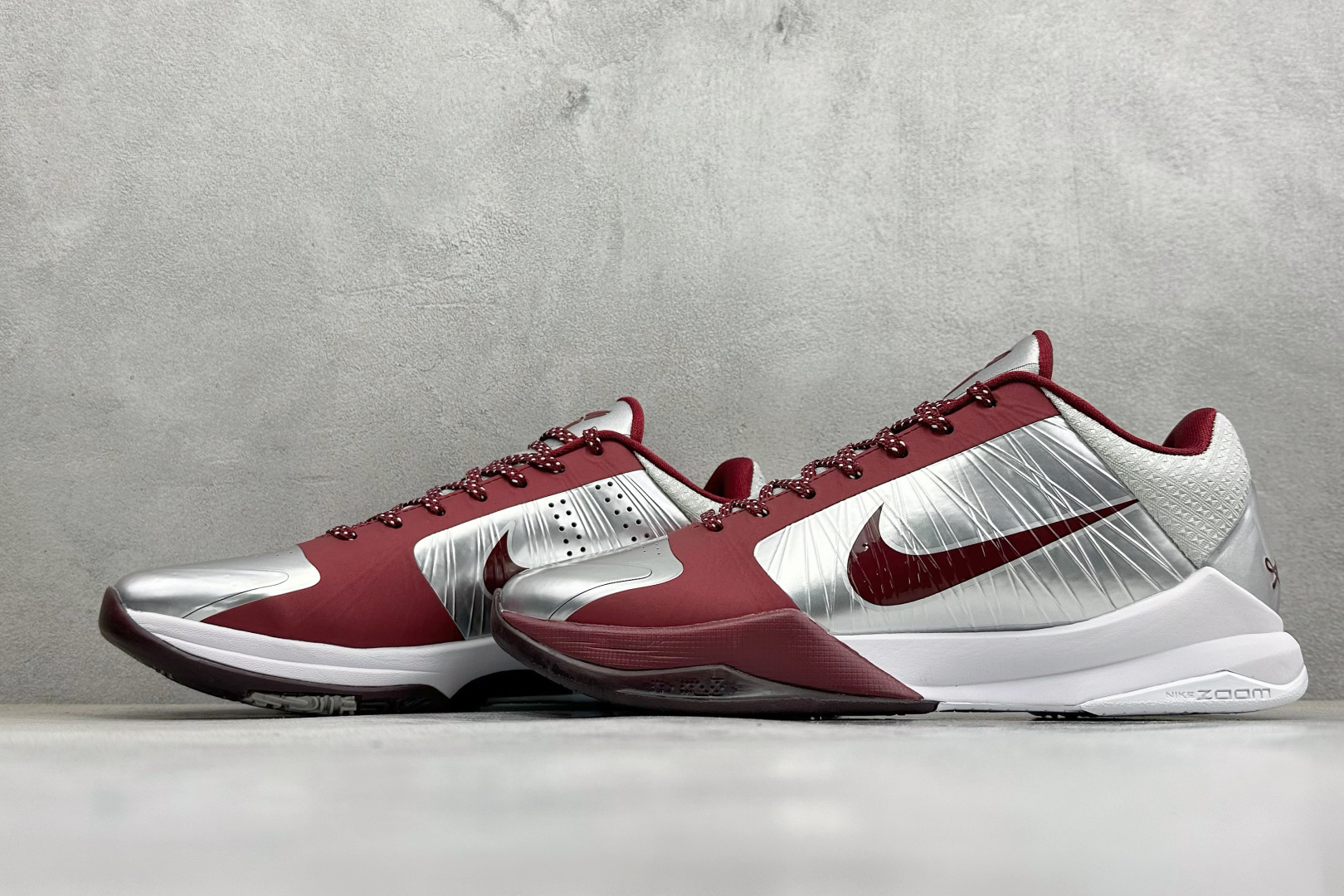 CK版Nk Zoom Kobe V Protro 科比5代 专业实战篮球鞋 IM0557-001-Top High Quatity Cheap Sneakers Fashion Clothing Clothes Bags handbags Shoes of all Brand wholesale With The best Quality And Beautiful Price from China Factory Chinese suppliers wholesaler seller CK版Nk Zoom Kobe V Protro 科比5代 专业实战篮球鞋 IM0557-001