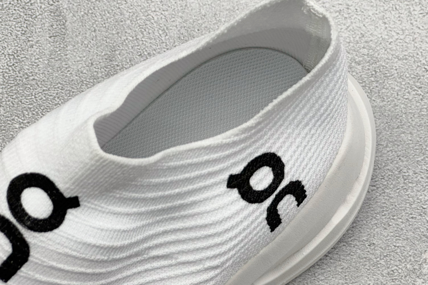 C版On昂跑 Cloudboom Strike LS 户外街头运动休闲跑步鞋 3UE3001-Top High Quatity Cheap Sneakers Fashion Clothing Clothes Bags handbags Shoes of all Brand wholesale With The best Quality And Beautiful Price from China Factory Chinese suppliers wholesaler seller C版On昂跑 Cloudboom Strike LS 户外街头运动休闲跑步鞋 3UE3001