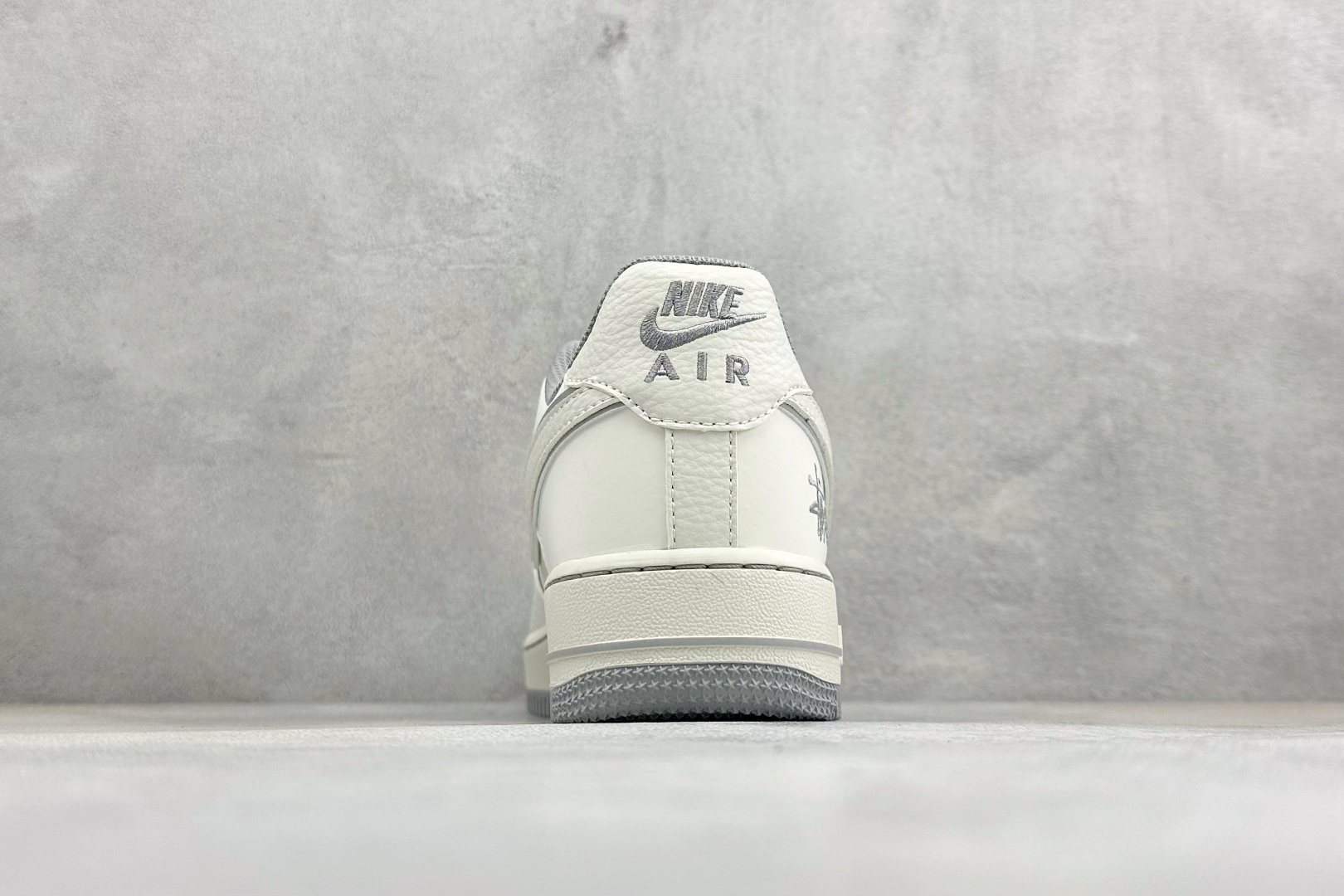 SC版Nike Air Force 1'07 Low 斯图西联名 空军一号低帮休闲板鞋 NH0601-603-Top High Quatity Cheap Sneakers Fashion Clothing Clothes Bags handbags Shoes of all Brand wholesale With The best Quality And Beautiful Price from China Factory Chinese suppliers wholesaler seller SC版Nike Air Force 1'07 Low 斯图西联名 空军一号低帮休闲板鞋 NH0601-603