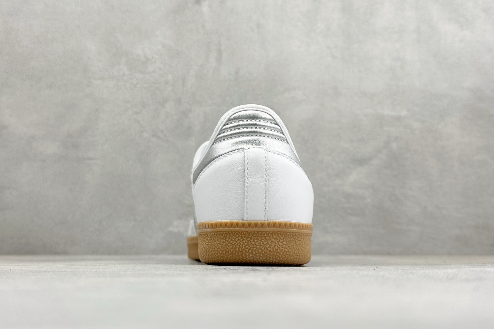 RS版Adidas Samba Jane 阿迪达斯 玛丽珍懒人生活鞋 #原档案开发出品 头层皮料切割干净无任何毛边 鞋型 RS版Adidas Samba Jane 阿迪达斯 玛丽珍懒人生活鞋 #原档案开发出品 头层皮料切割干净无任何毛边 鞋型