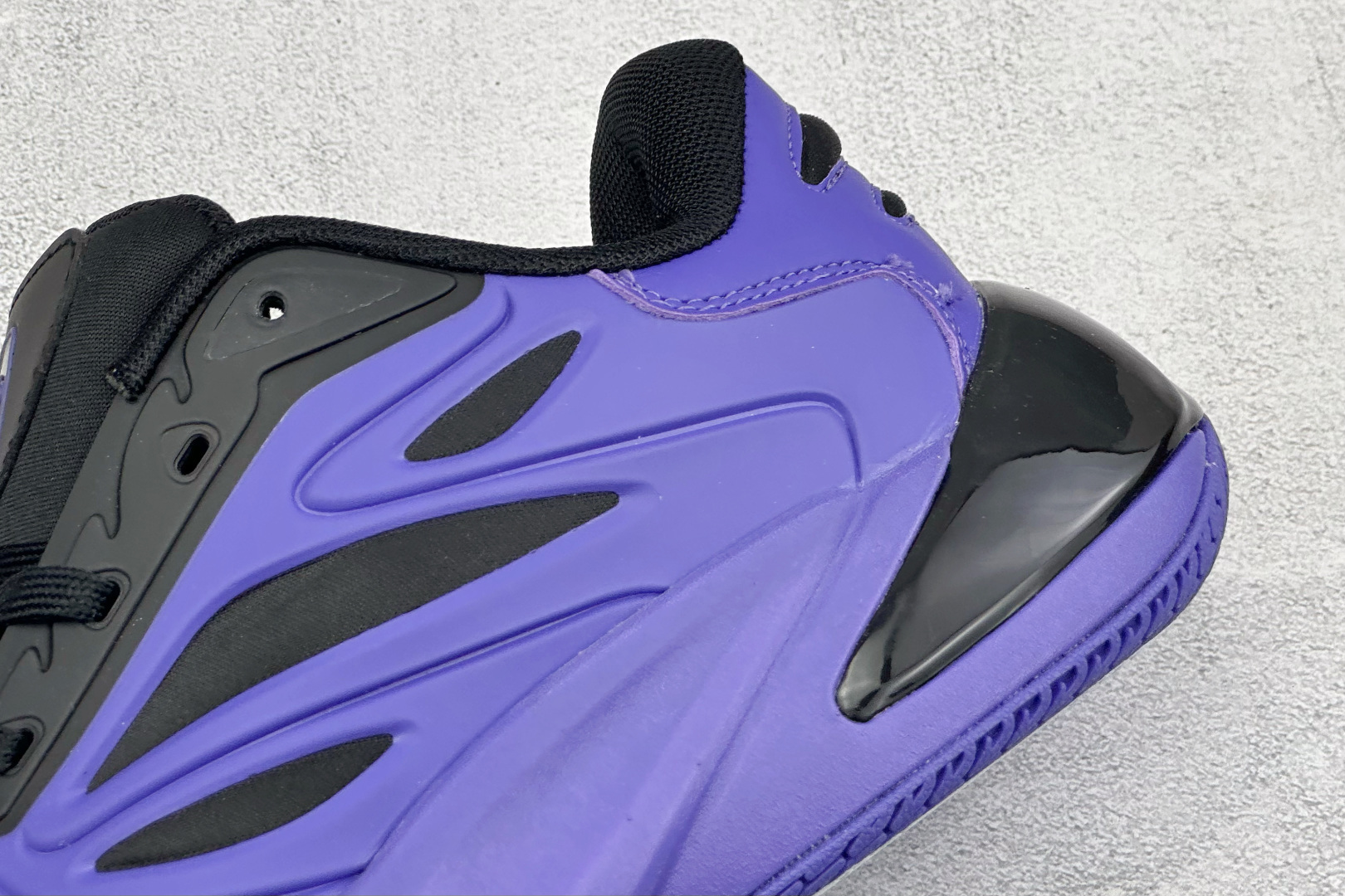 Reebok Angel Reese 1 “Mebounds” 锐步安吉尔里斯一代舒适百搭篮球鞋 从健身