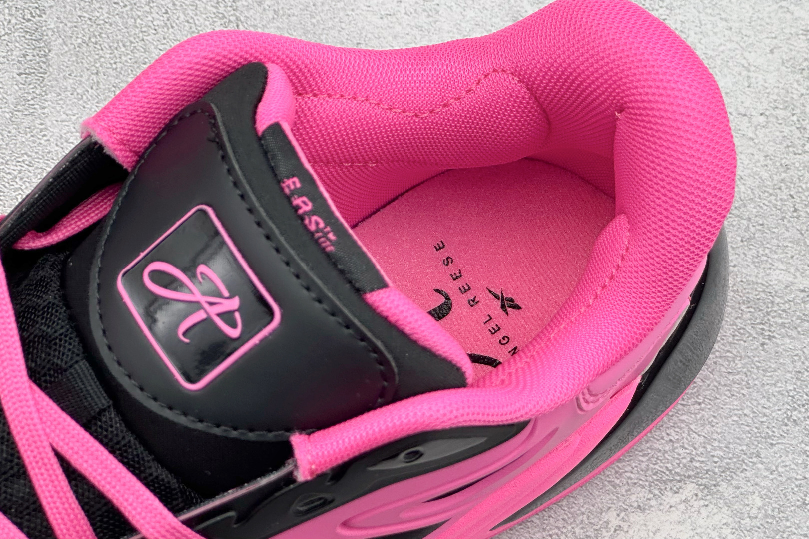 Reebok Angel Reese 1 “Mebounds” 锐步安吉尔里斯一代舒适百搭篮球鞋 从健身