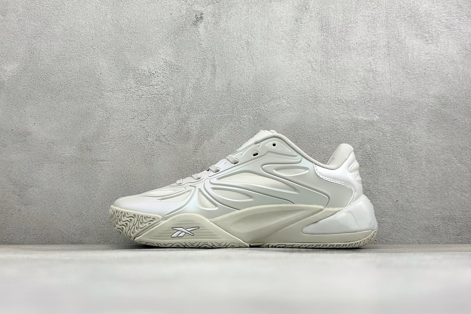 Reebok Angel Reese 1 “Mebounds” 锐步安吉尔里斯一代舒适百搭篮球鞋 从健身