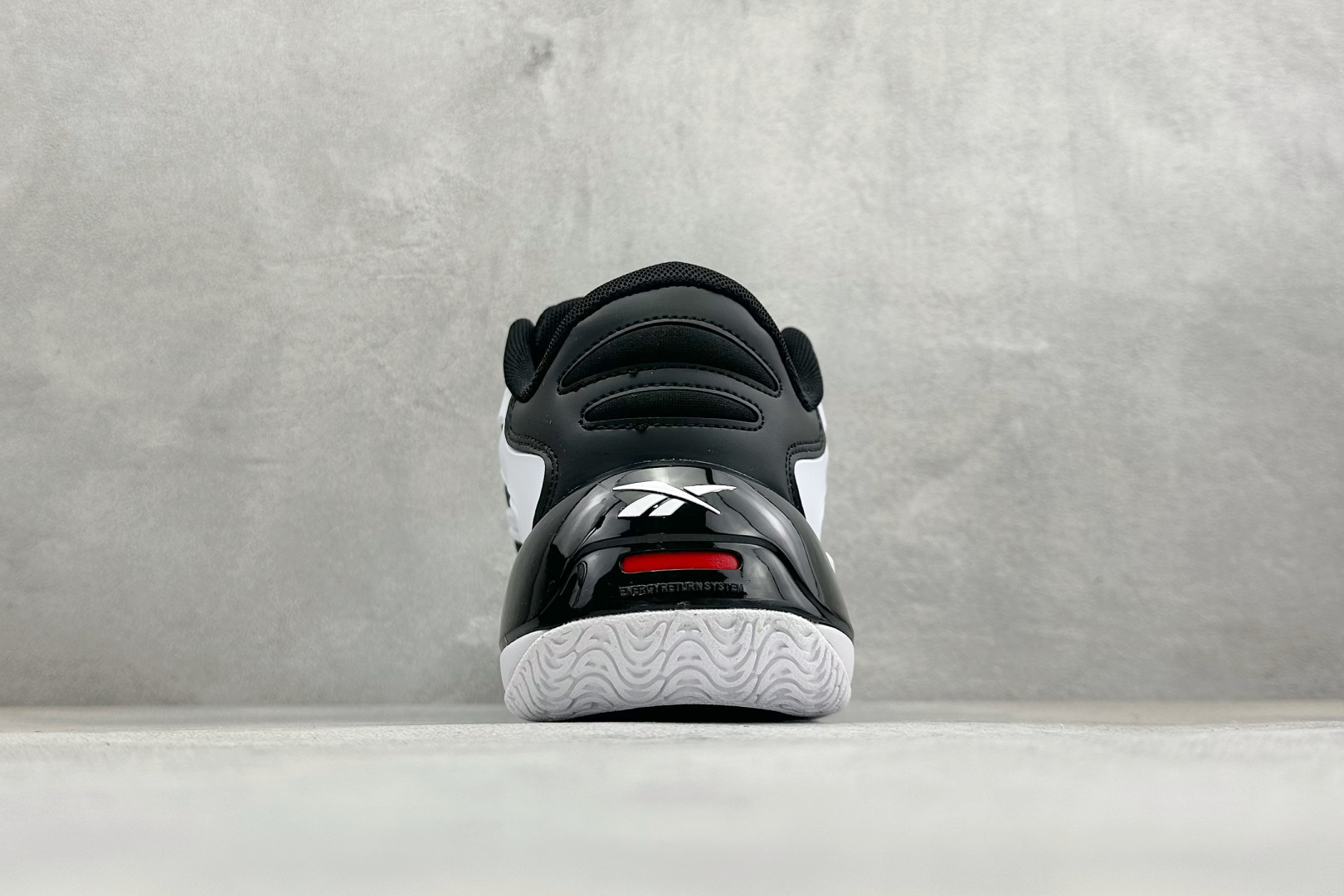 Reebok Angel Reese 1 “Mebounds” 锐步安吉尔里斯一代舒适百搭篮球鞋 从健身