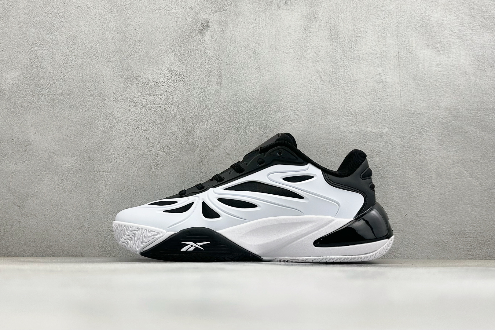 Reebok Angel Reese 1 “Mebounds” 锐步安吉尔里斯一代舒适百搭篮球鞋 从健身