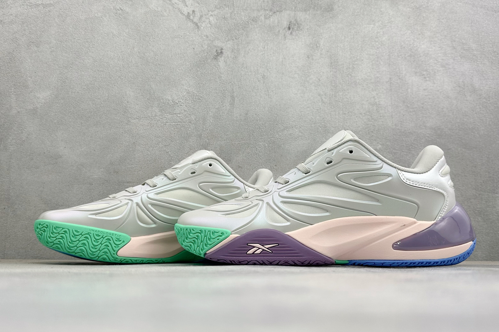 Reebok Angel Reese 1 “Mebounds” 锐步安吉尔里斯一代舒适百搭篮球鞋 从健身