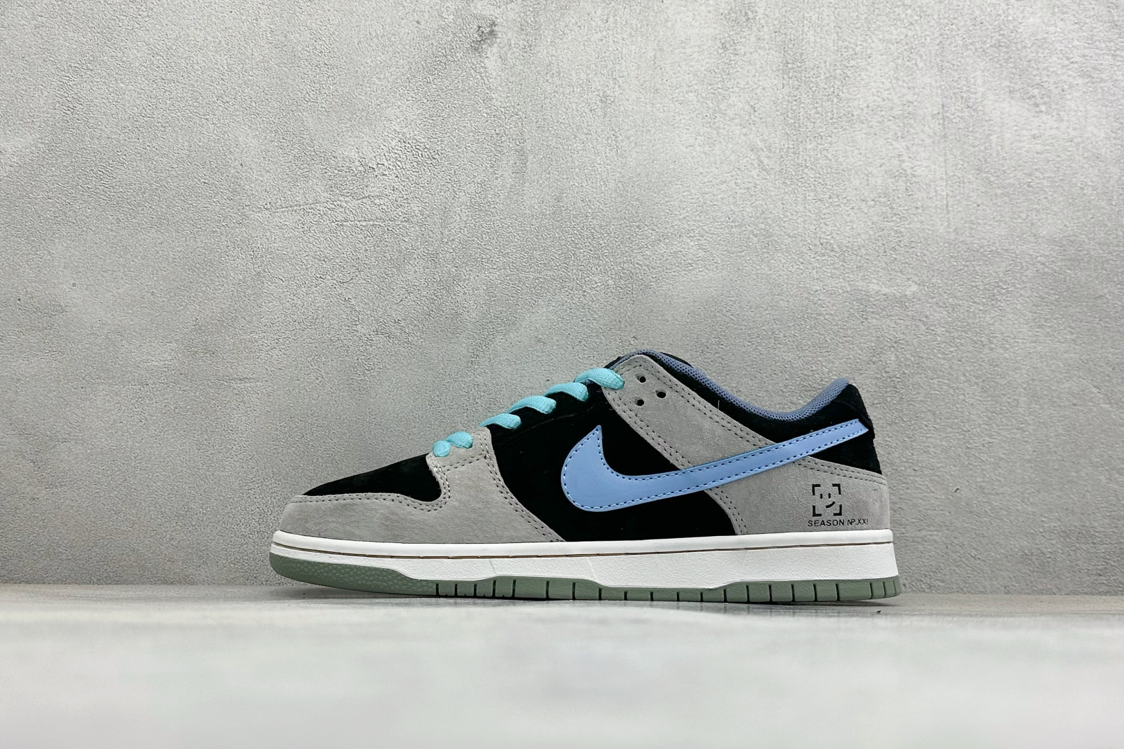 NO:832689,Local terminal store K version Nike SB Dunk Low Coastal Morning Mist Low-top casual sneakers #Pure original quality shipments from major manufacturers Cleanliness Electric embroidery process Clean leather cutting without any burrs Perfect details Item number HF3063-002 Size 36 36.5 37.5 38 38.5 39 40 40.5 41 42 42.5 43 44  44.5 45 46 encoding 31,19860909本地 终端放店 K版Nike SB Dunk Low 海岸晨雾 低帮休闲板鞋 #大厂纯原品质出货 清洁度 电绣工艺 皮料切割干净无任何毛边 细节完美 货号HF3063-002 尺码36 36.5 37.5 38 38.5 39 40 40.5 41 42 42.5 43 44 44.5 45 46 编码31,,Men's shoes