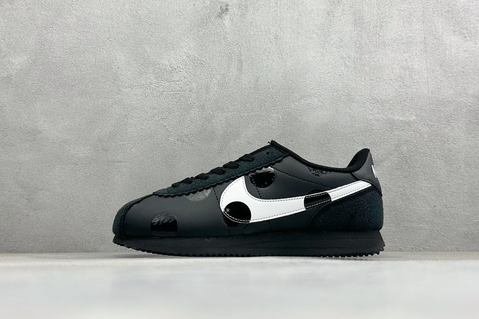 NO:832696,Local terminal store19860909本地 终端放店 XH版NIKE CORTEZ 经典轻便舒适阿甘休闲跑步鞋 货号IR1332-001 尺码36-45 编码30,,Men's shoes