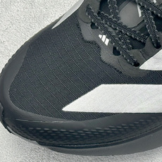 RS版Adidas Adizero Evo SL ATR M 阿迪超轻透气缓震跑鞋 整体外观造型与adi RS版Adidas Adizero Evo SL ATR M 阿迪超轻透气缓震跑鞋 整体外观造型与adi