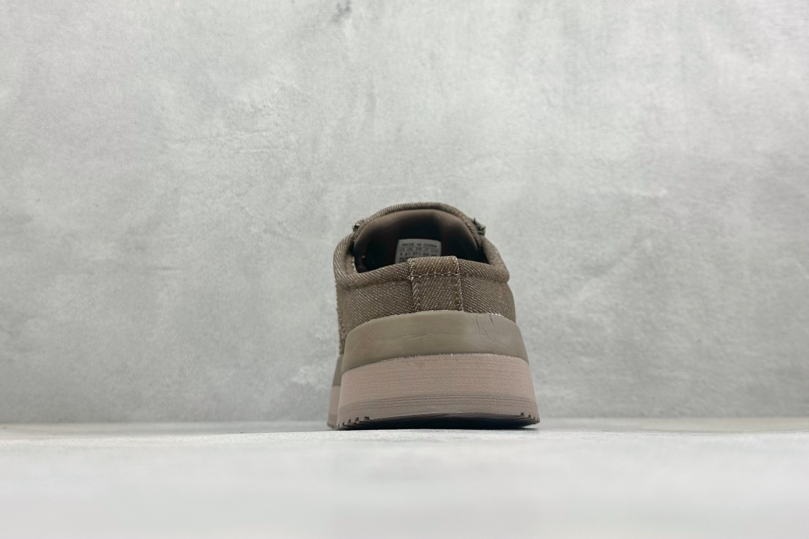 X福利 Adidas CAMPUS 00s WTR LO W 阿迪系列面包风经典复古低帮百搭休闲半拖 货号：JR3731