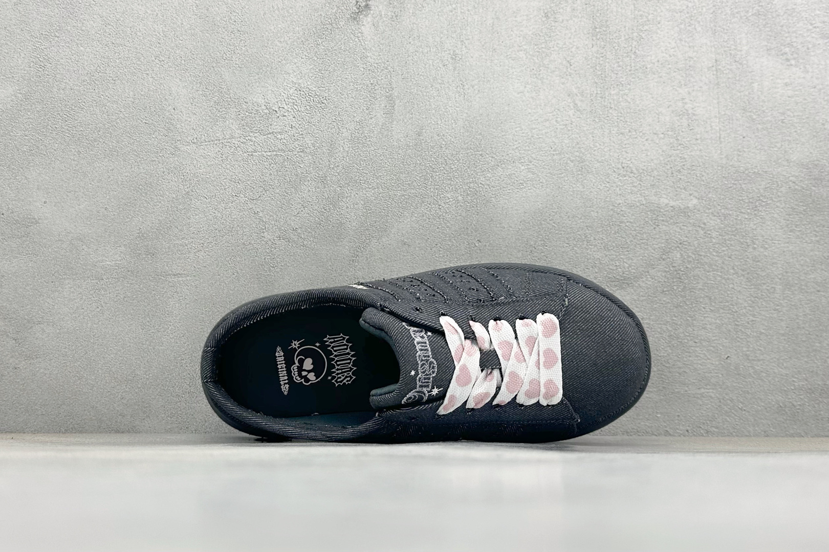 X福利 Adidas CAMPUS 00s WTR LO W 阿迪系列面包风经典复古低帮百搭休闲半拖 货号:KH8028 X福利 Adidas CAMPUS 00s WTR LO W 阿迪系列面包风经典复古低帮百搭休闲半拖 货号:KH8028