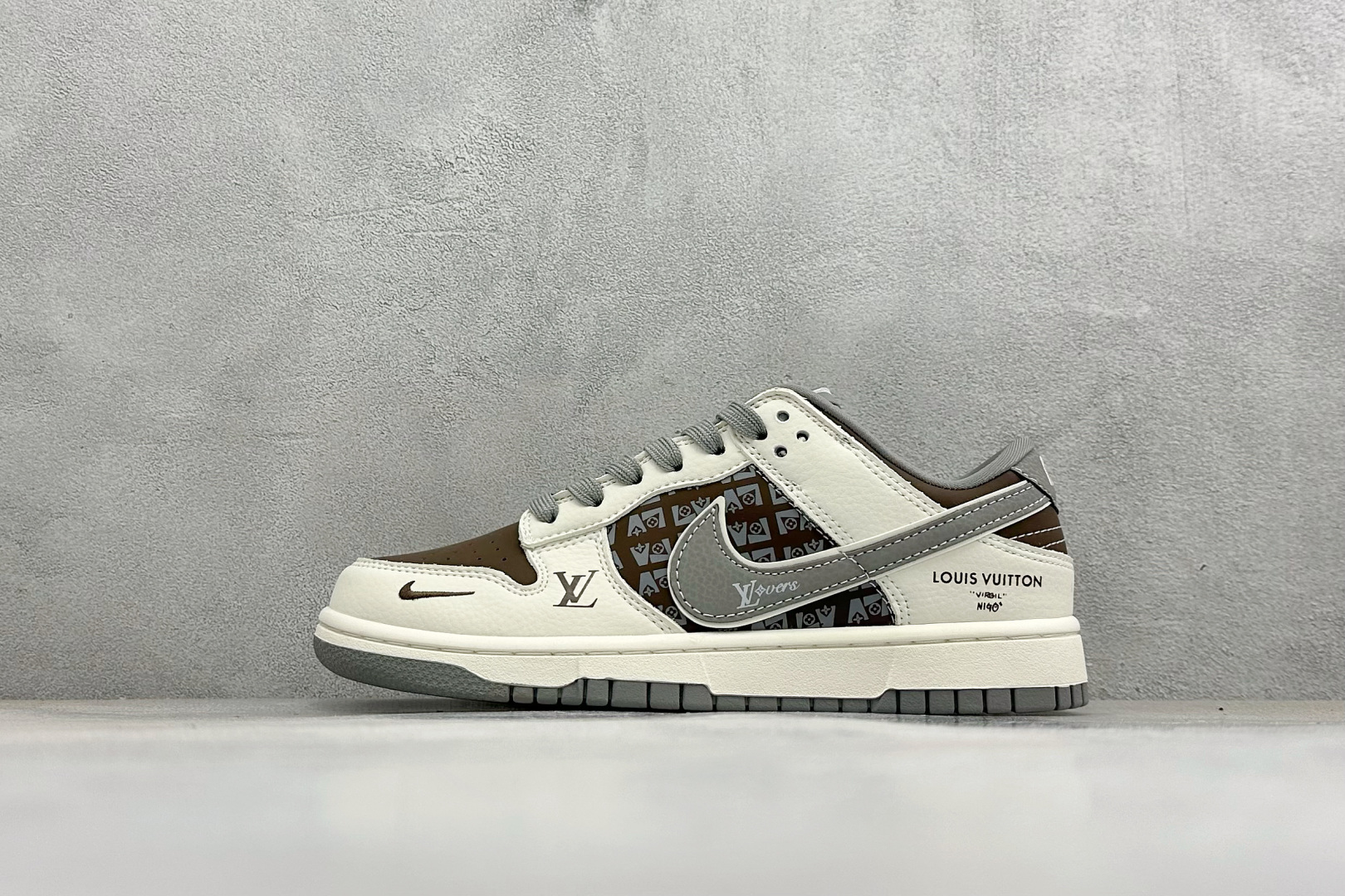 ️新品上架 【公司级D版】 LV x NK Dunk Low 低帮LV联名白黑棕 货号: DD1988-010