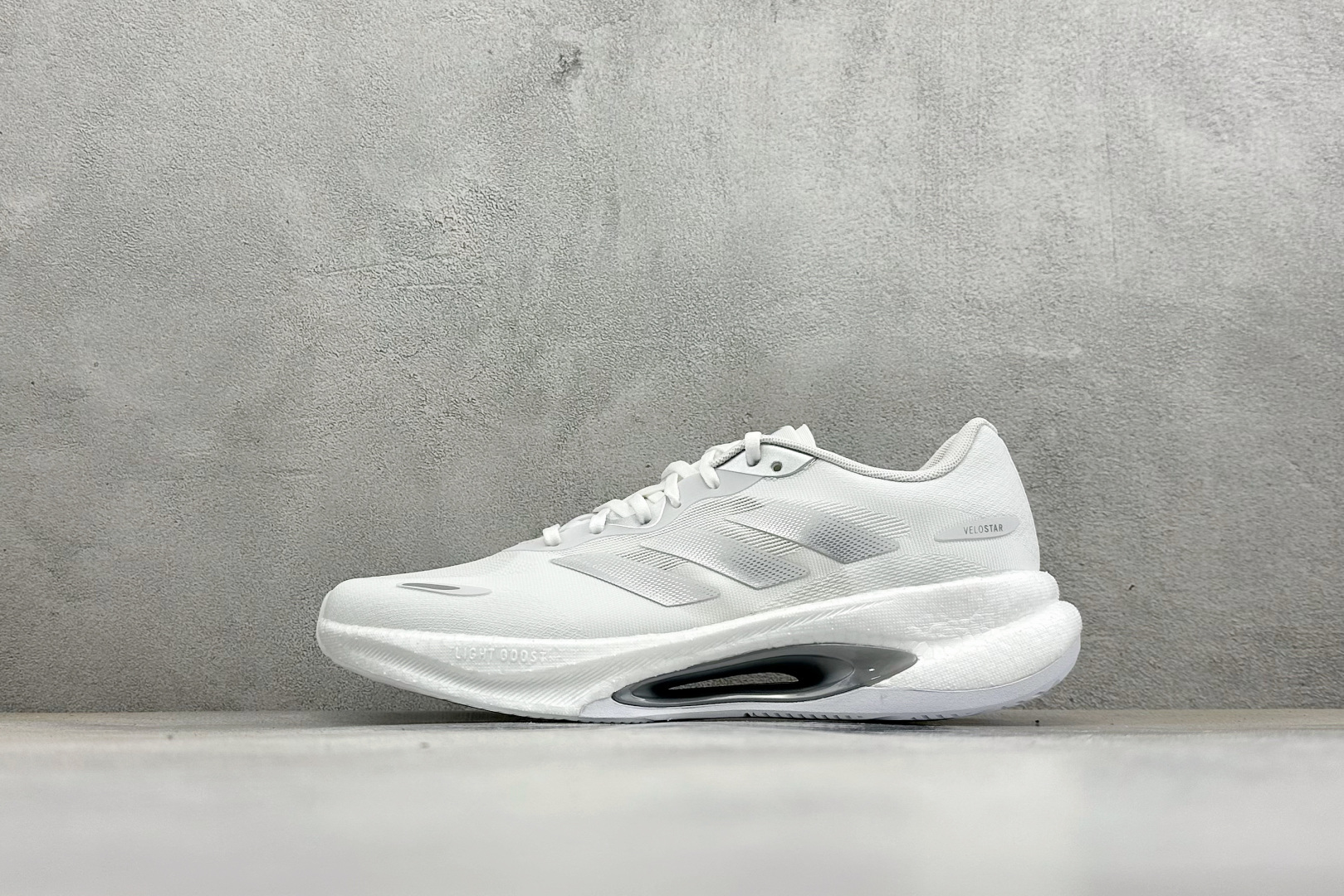 🌾 RS版Adidas Velostar 阿迪达斯爆米花缓震休闲慢跑鞋货号：KJ3886尺码：36 36