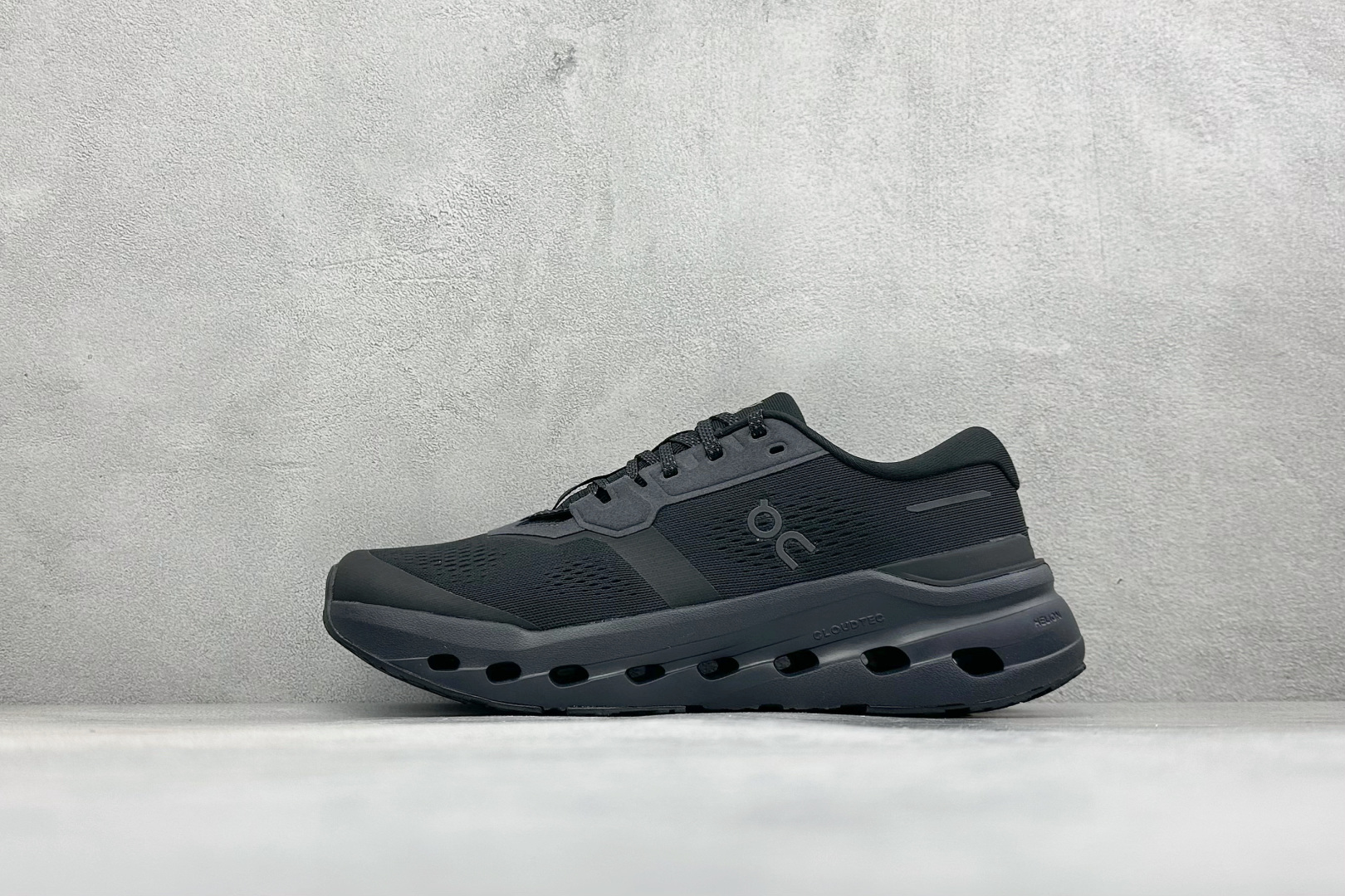 🌾 RS版On Cloudrunner 3 昂跑 户外街头机能风新兴品牌轻便低帮跑步鞋首发实拍鞋款以网球