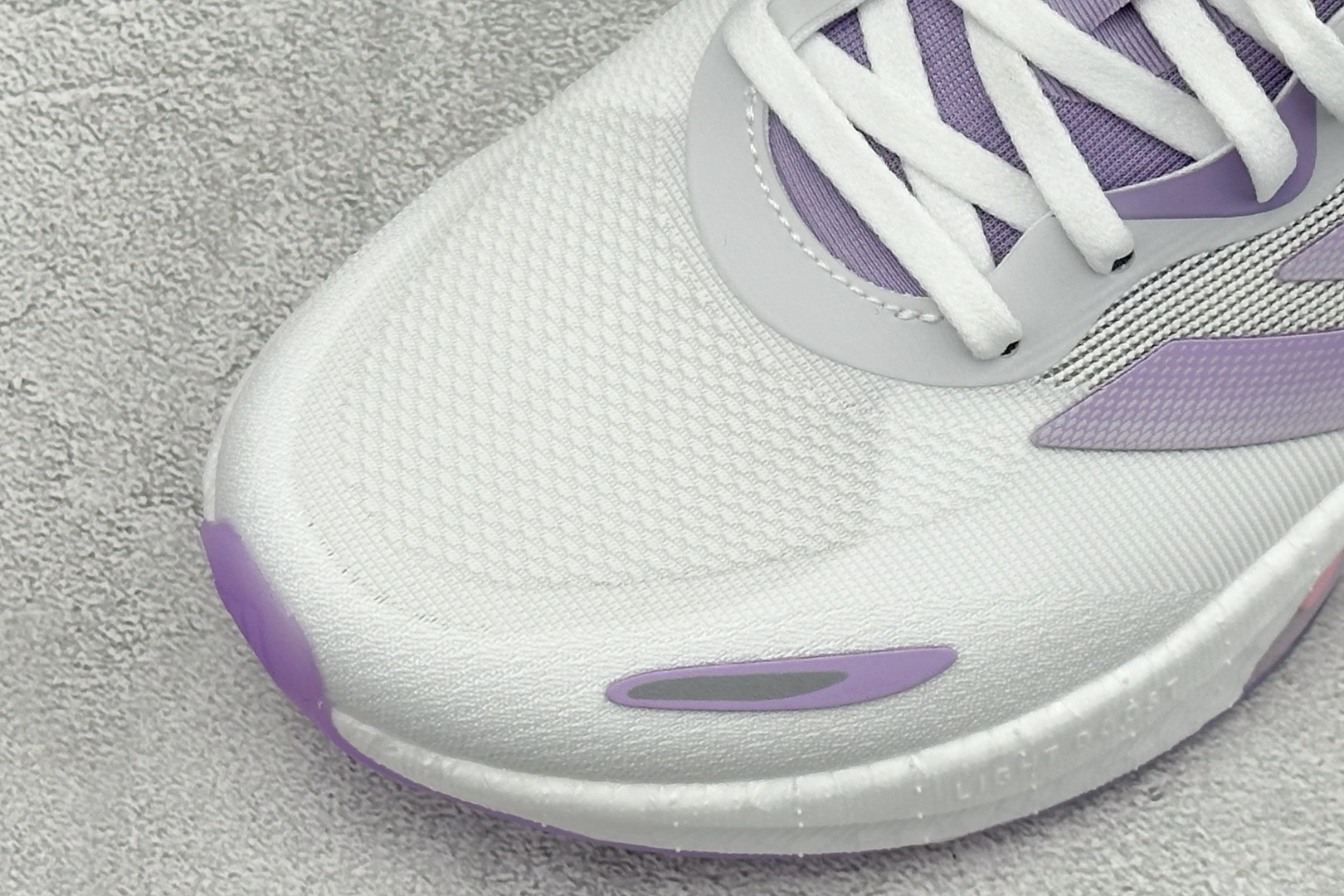 🌾 RS版Adidas Velostar 阿迪达斯爆米花缓震休闲慢跑鞋货号：KI6017尺码：36-40