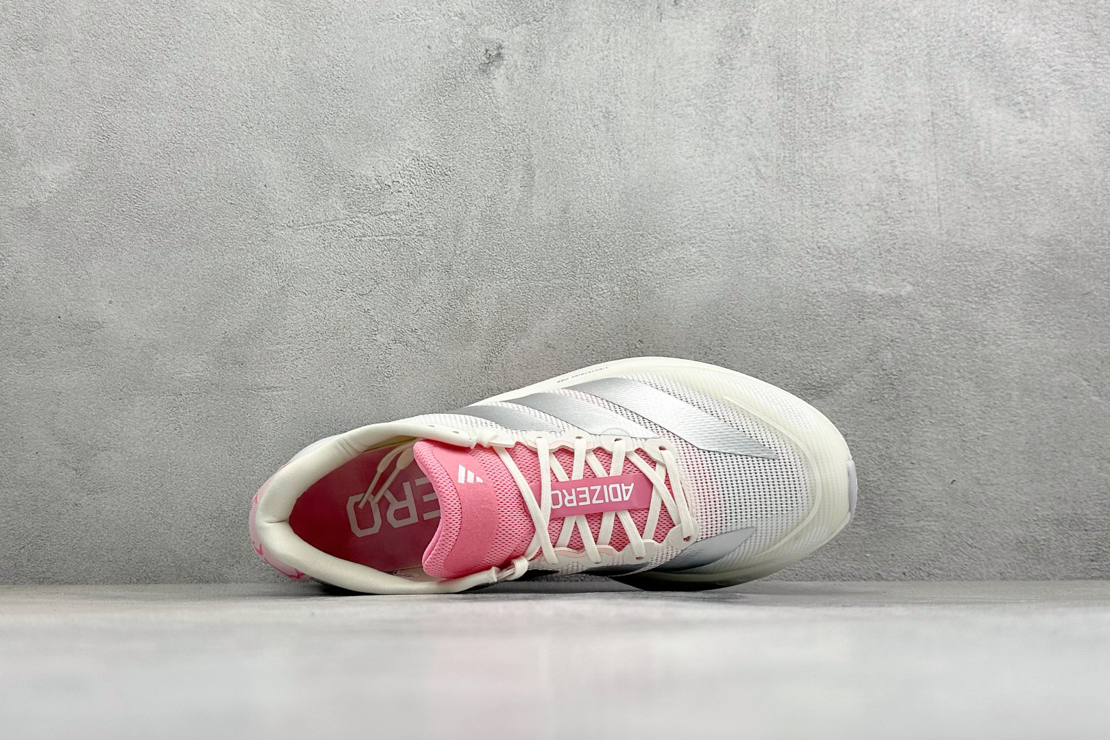 🌾 RS版Adidas ADIZERO BOSTON 13 泡棉搭配碳纤维板 缓震透气跑步鞋 专为中长跑