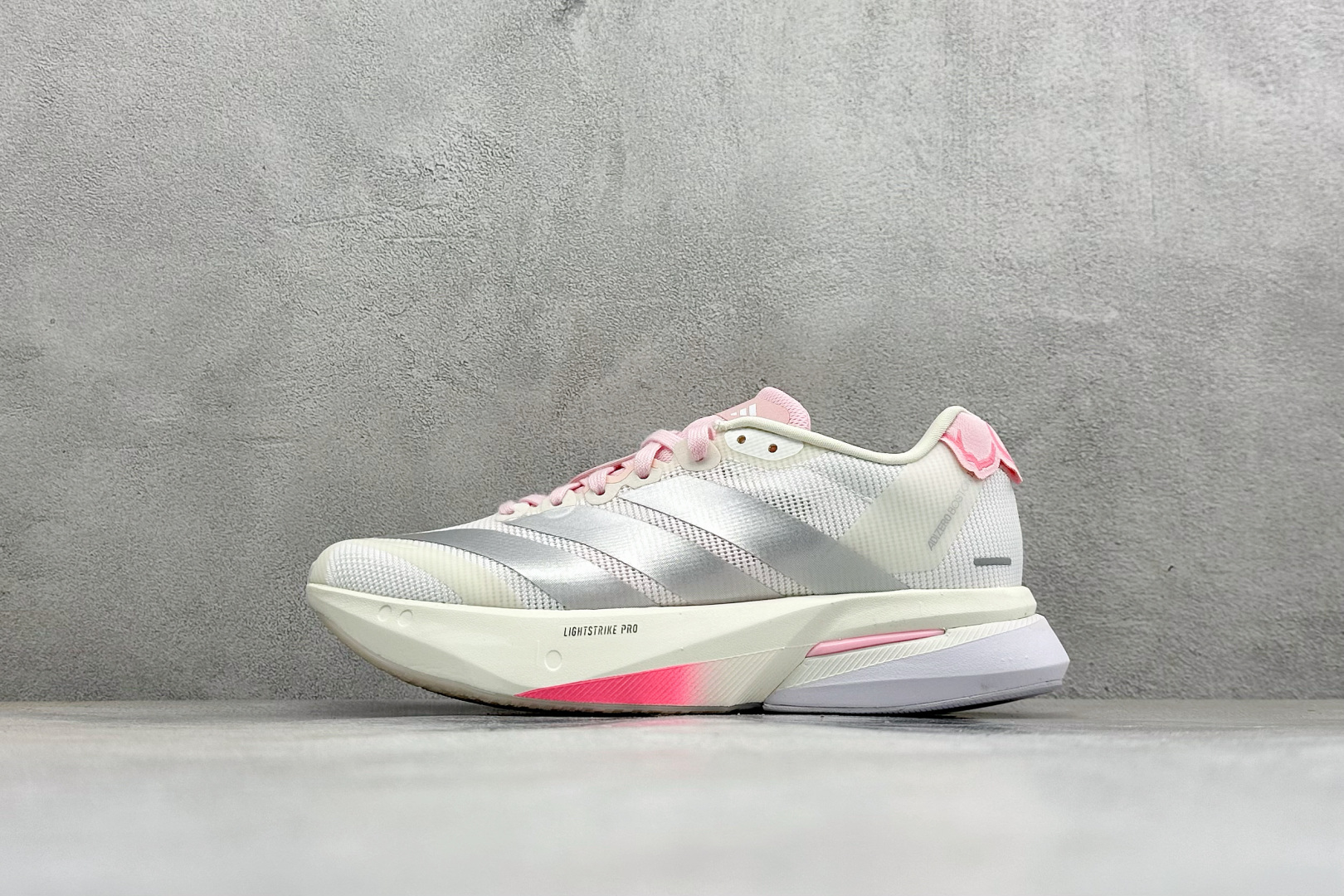 🌾 RS版Adidas ADIZERO BOSTON 13 泡棉搭配碳纤维板 缓震透气跑步鞋 专为中长跑
