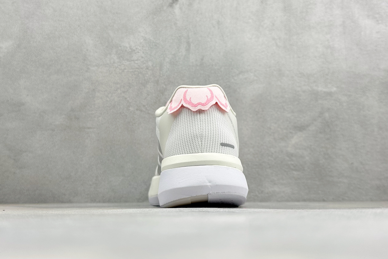 🌾 RS版Adidas ADIZERO BOSTON 13 泡棉搭配碳纤维板 缓震透气跑步鞋 专为中长跑