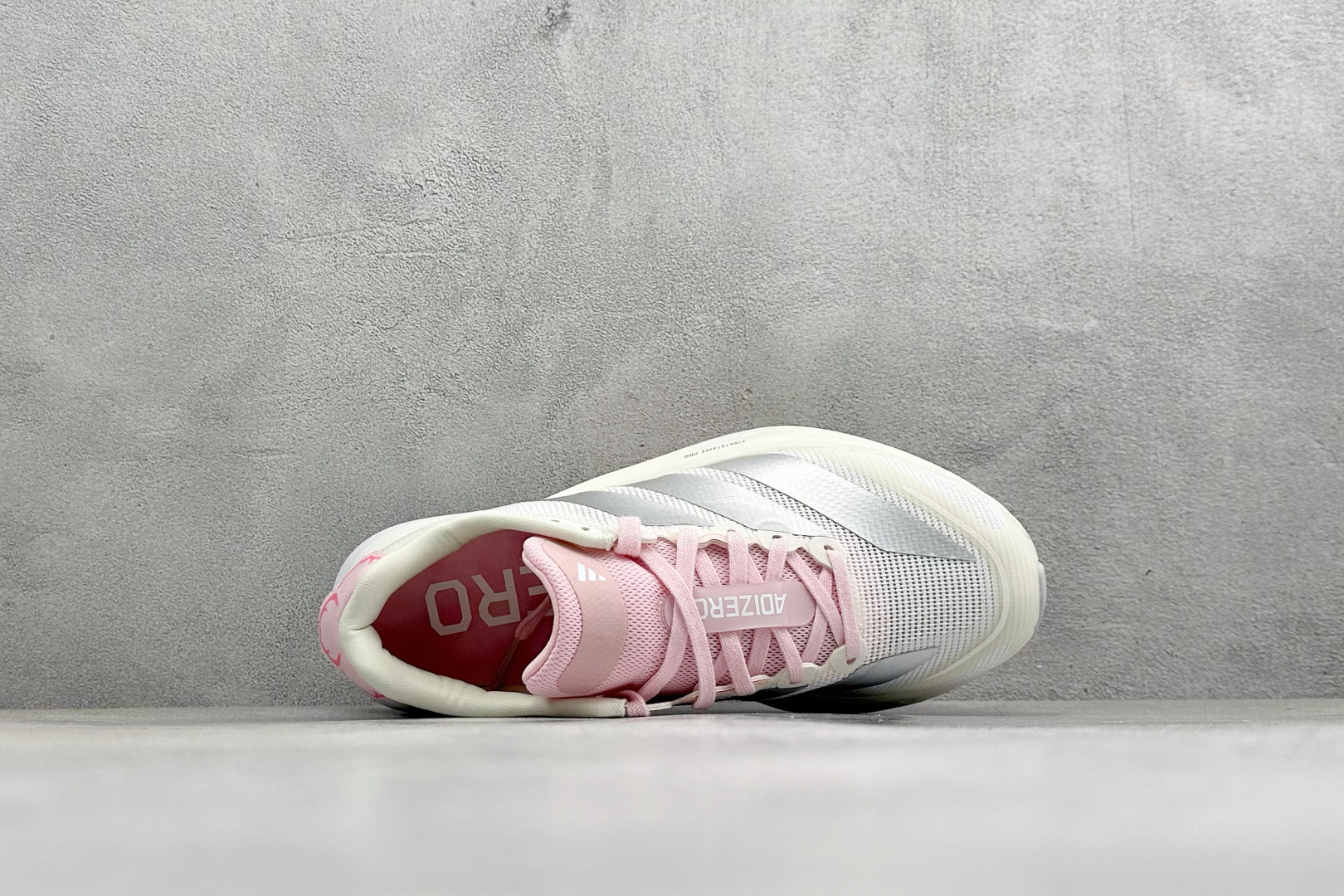 🌾 RS版Adidas ADIZERO BOSTON 13 泡棉搭配碳纤维板 缓震透气跑步鞋 专为中长跑