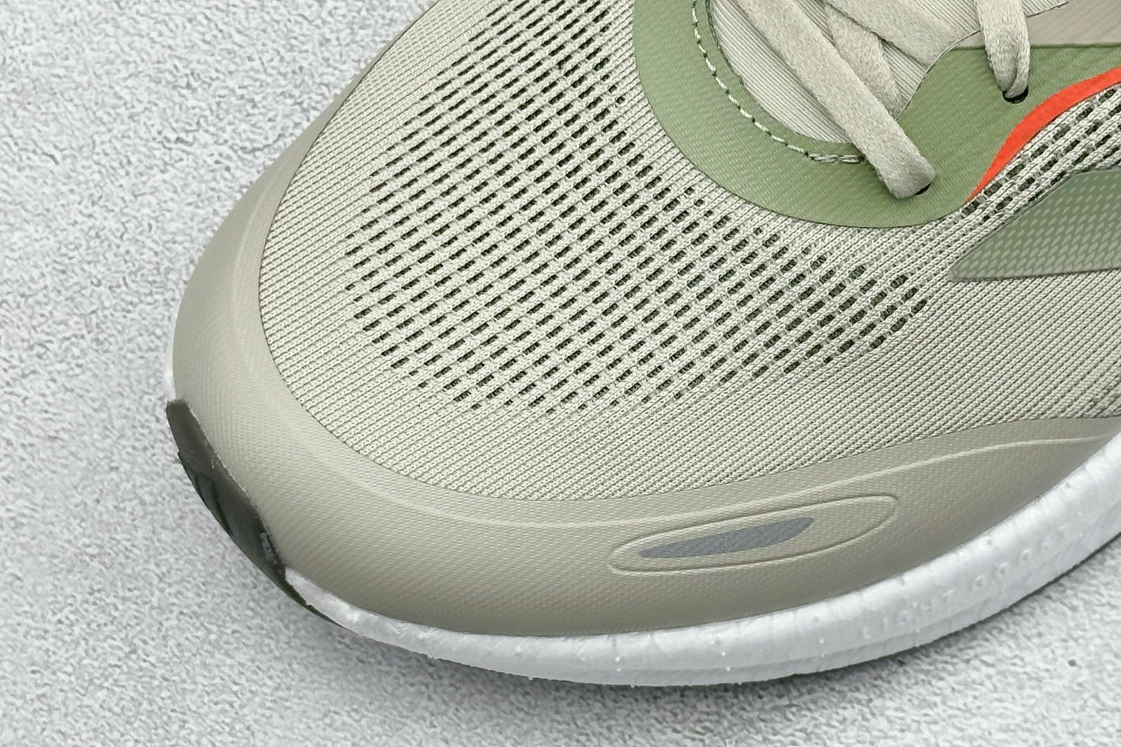 🌾 RS版Adidas Velostar 阿迪达斯爆米花缓震休闲慢跑鞋货号：KI6047尺码：39-45