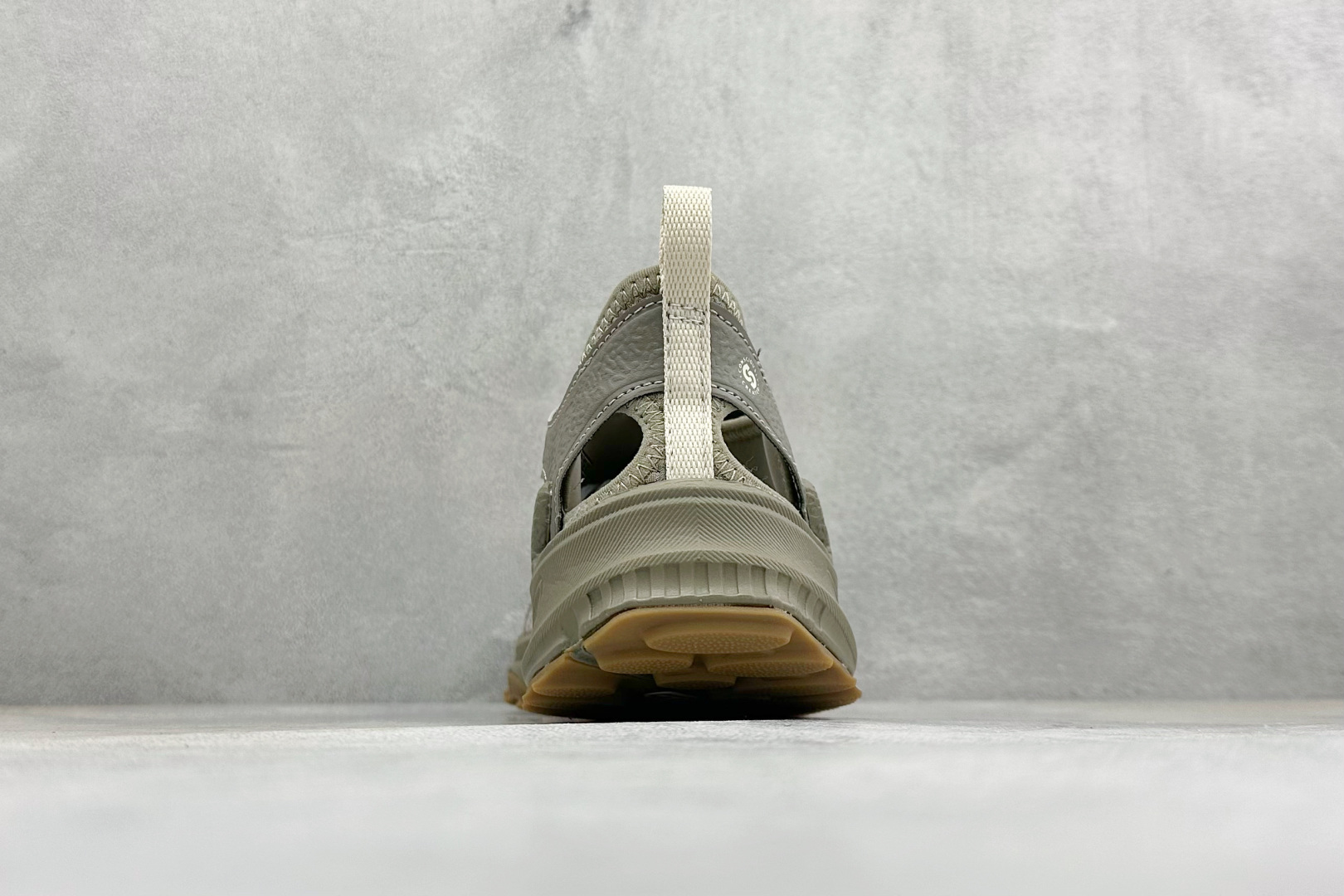 KEEN科恩 ZIONIC ADV 户外休闲防滑透气耐磨溯溪鞋货号: 尺码: 36-46带半码编码：32
