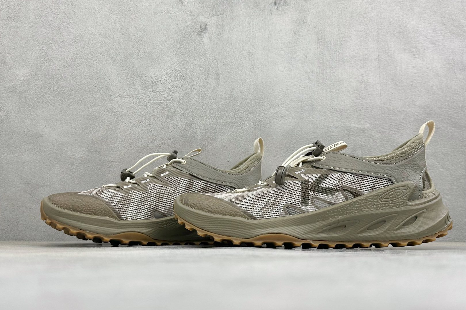 KEEN科恩 ZIONIC ADV 户外休闲防滑透气耐磨溯溪鞋货号: 尺码: 36-46带半码编码：32