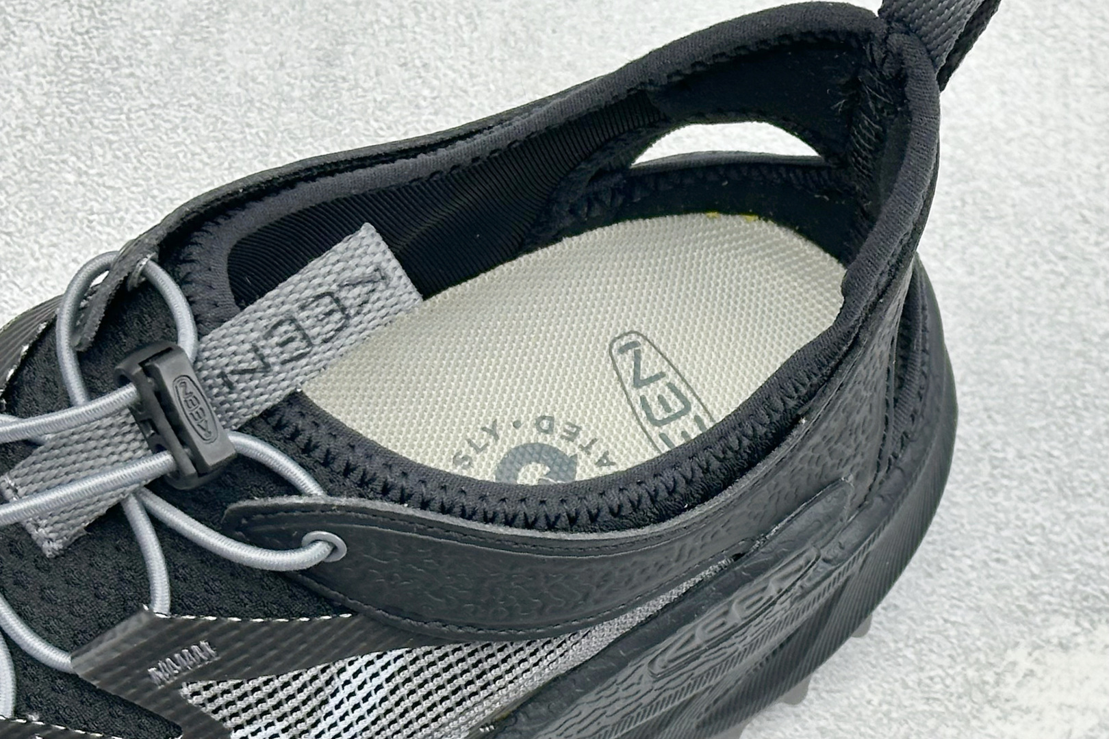 KEEN科恩 ZIONIC ADV 户外休闲防滑透气耐磨溯溪鞋货号: 尺码: 36-46带半码编码：32