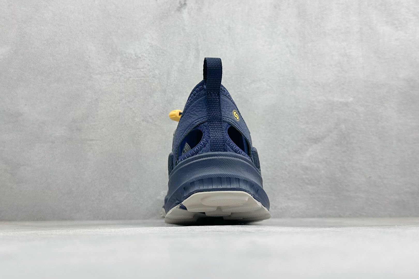KEEN科恩 ZIONIC ADV 户外休闲防滑透气耐磨溯溪鞋货号: 尺码: 36-46带半码编码：32