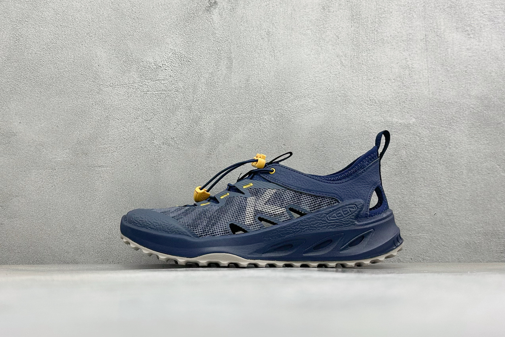 KEEN科恩 ZIONIC ADV 户外休闲防滑透气耐磨溯溪鞋货号: 尺码: 36-46带半码编码：32