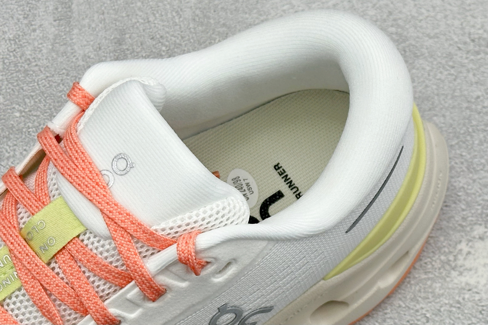 🌾 RS版On Cloudrunner 3 昂跑 户外街头机能风新兴品牌轻便低帮跑步鞋首发实拍鞋款以网球