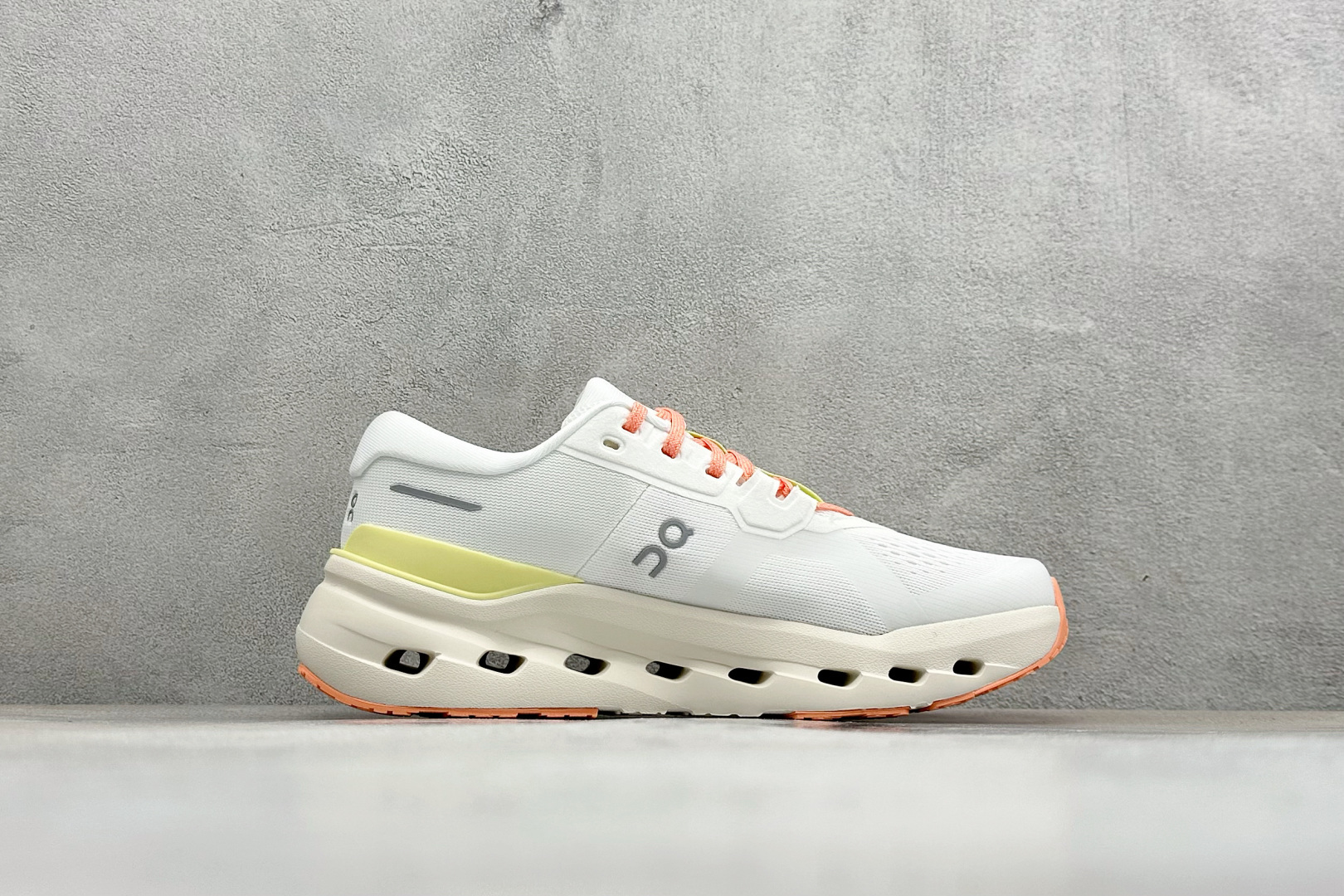 🌾 RS版On Cloudrunner 3 昂跑 户外街头机能风新兴品牌轻便低帮跑步鞋首发实拍鞋款以网球