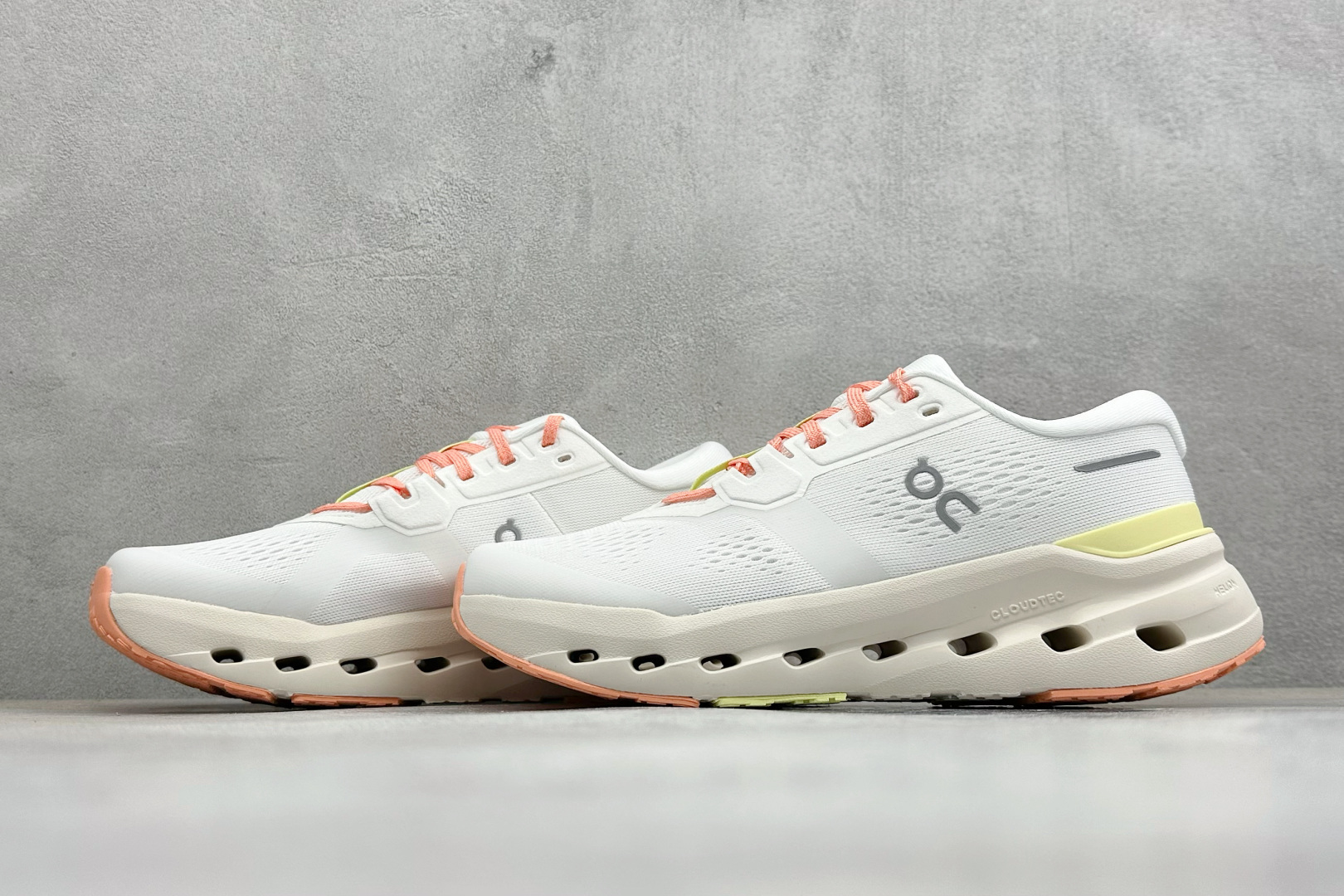 🌾 RS版On Cloudrunner 3 昂跑 户外街头机能风新兴品牌轻便低帮跑步鞋首发实拍鞋款以网球