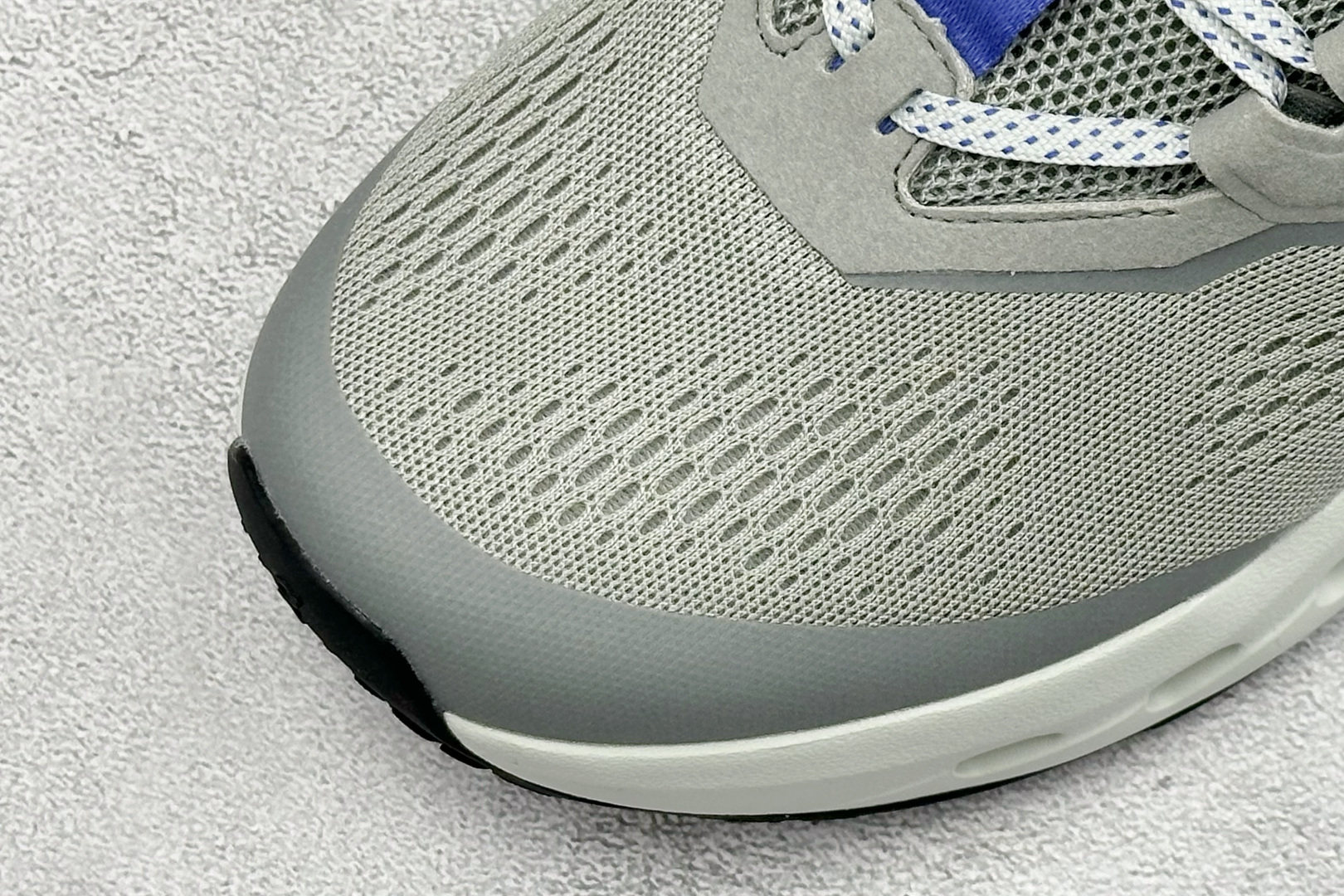 🌾 RS版On Cloudrunner 3 昂跑 户外街头机能风新兴品牌轻便低帮跑步鞋首发实拍鞋款以网球