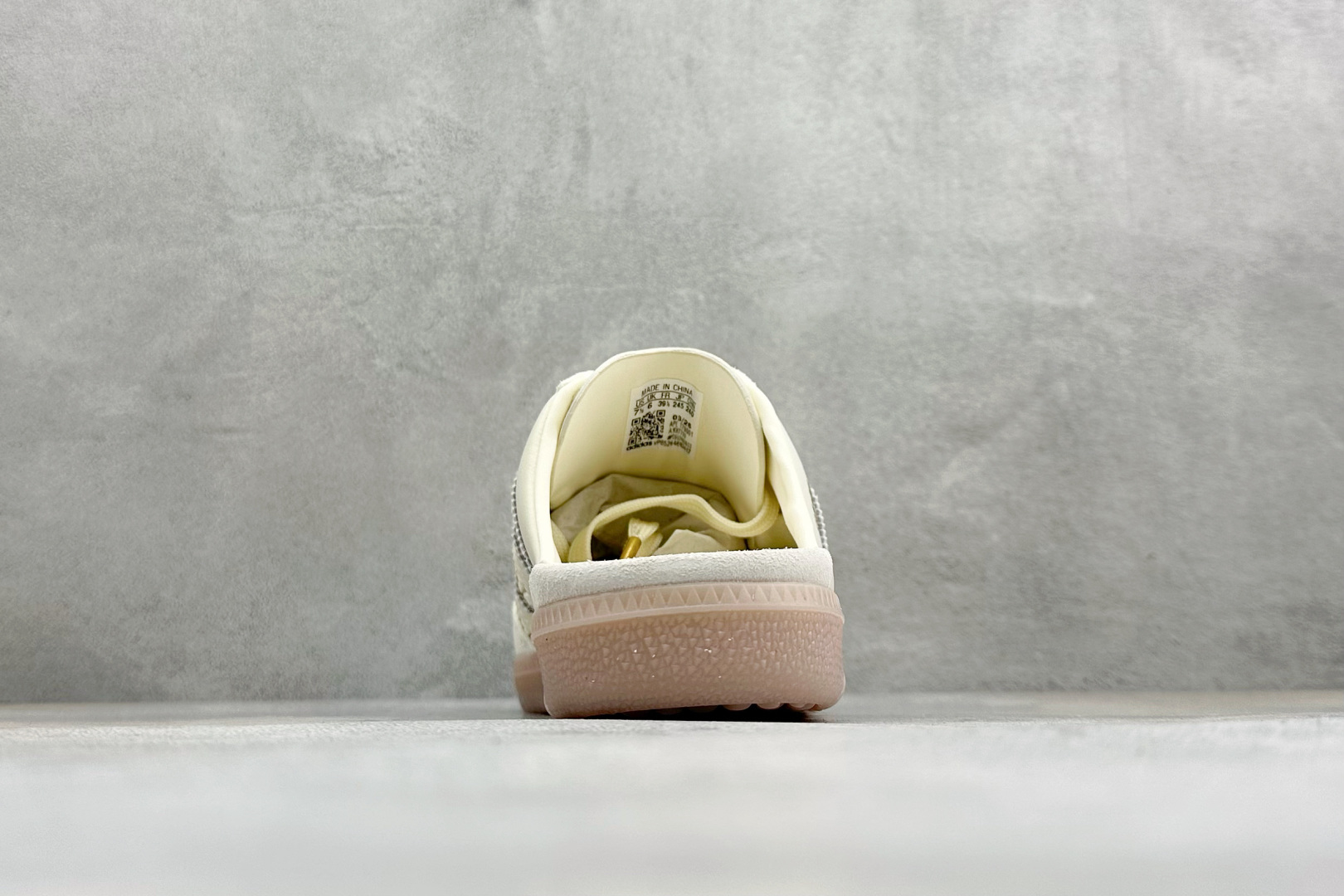 🌾 Adidas Samba OG 阿迪三叶草休闲半拖货哈：KH7719尺码：35 36 36.5 37