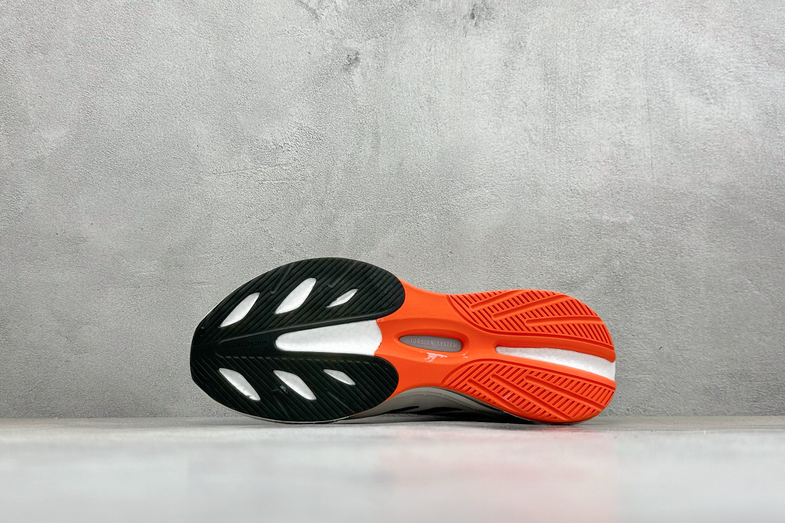 🌾 RS版Adidas Velostar 阿迪达斯爆米花缓震休闲慢跑鞋货号：KH5346尺码：36-45