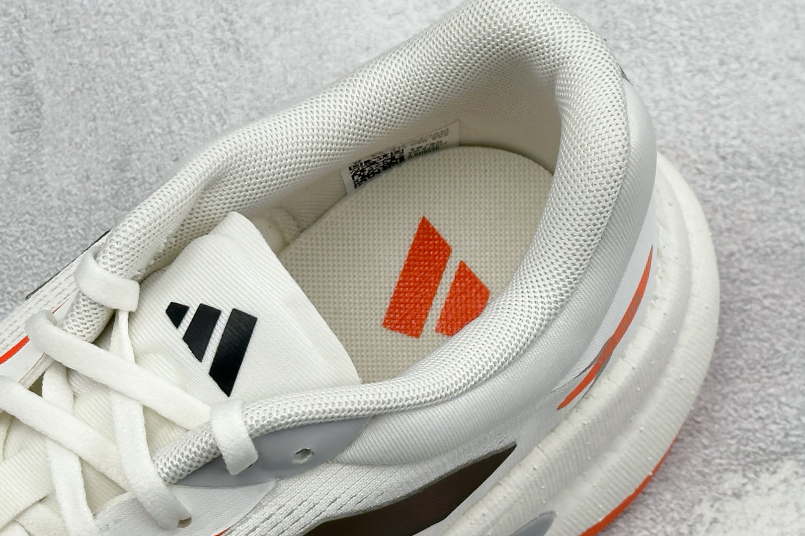 🌾 RS版Adidas Velostar 阿迪达斯爆米花缓震休闲慢跑鞋货号：KH5346尺码：36-45