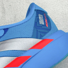 RS版Adidas Adizero Evo SL 阿迪超轻透气缓震跑鞋整体外观造型与adiZero Ad RS版Adidas Adizero Evo SL 阿迪超轻透气缓震跑鞋整体外观造型与adiZero Ad