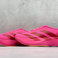 RS版Adidas Adizero Evo SL 阿迪超轻透气缓震跑鞋整体外观造型与adiZero Ad RS版Adidas Adizero Evo SL 阿迪超轻透气缓震跑鞋整体外观造型与adiZero Ad