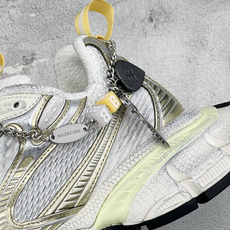 OK版 巴黎十代Balenciaga 巴黎世家绑带Balenciaga Sneaker Tess s.G OK版 巴黎十代Balenciaga 巴黎世家绑带Balenciaga Sneaker Tess s.G