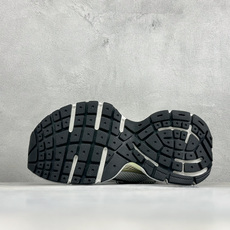 OK版 巴黎十代Balenciaga 巴黎世家绑带Balenciaga Sneaker Tess s.G OK版 巴黎十代Balenciaga 巴黎世家绑带Balenciaga Sneaker Tess s.G